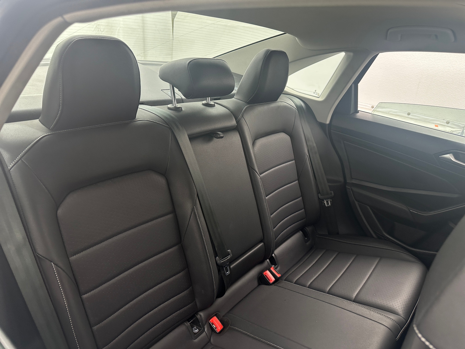 Thumbnail: 2021 Volkswagen Jetta - 5