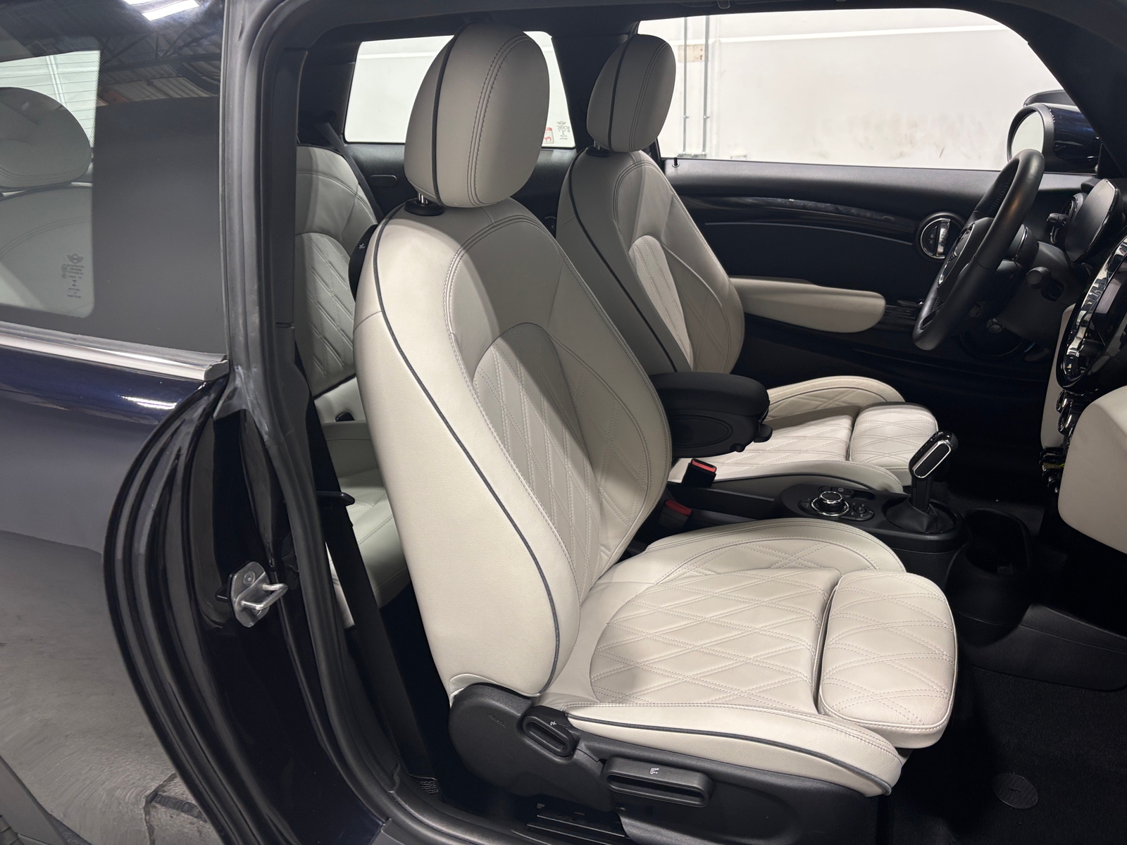 Thumbnail: 2022 MINI Cooper Hardtop - 2