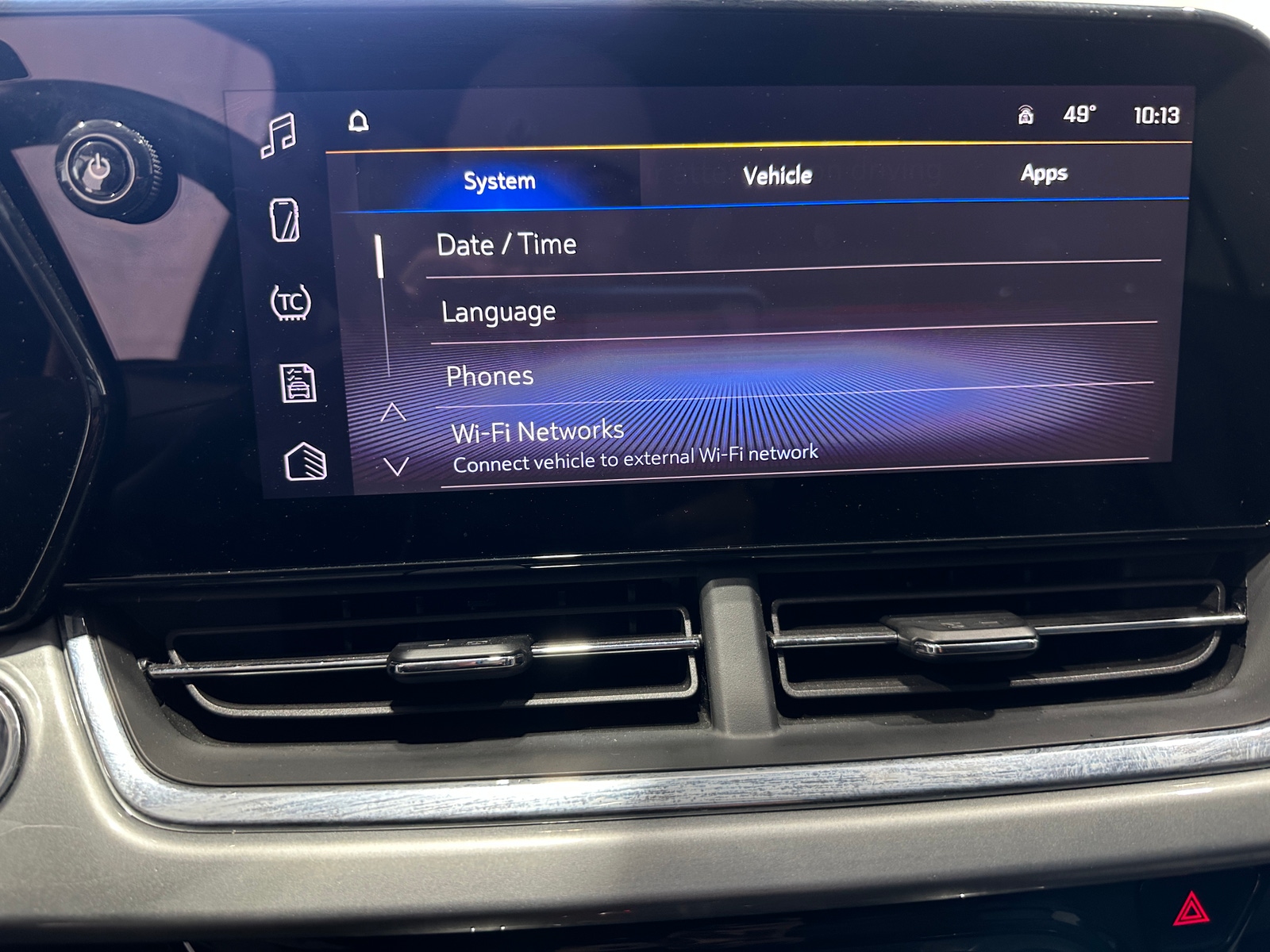 Thumbnail: 2025 Chevrolet Trax - 4