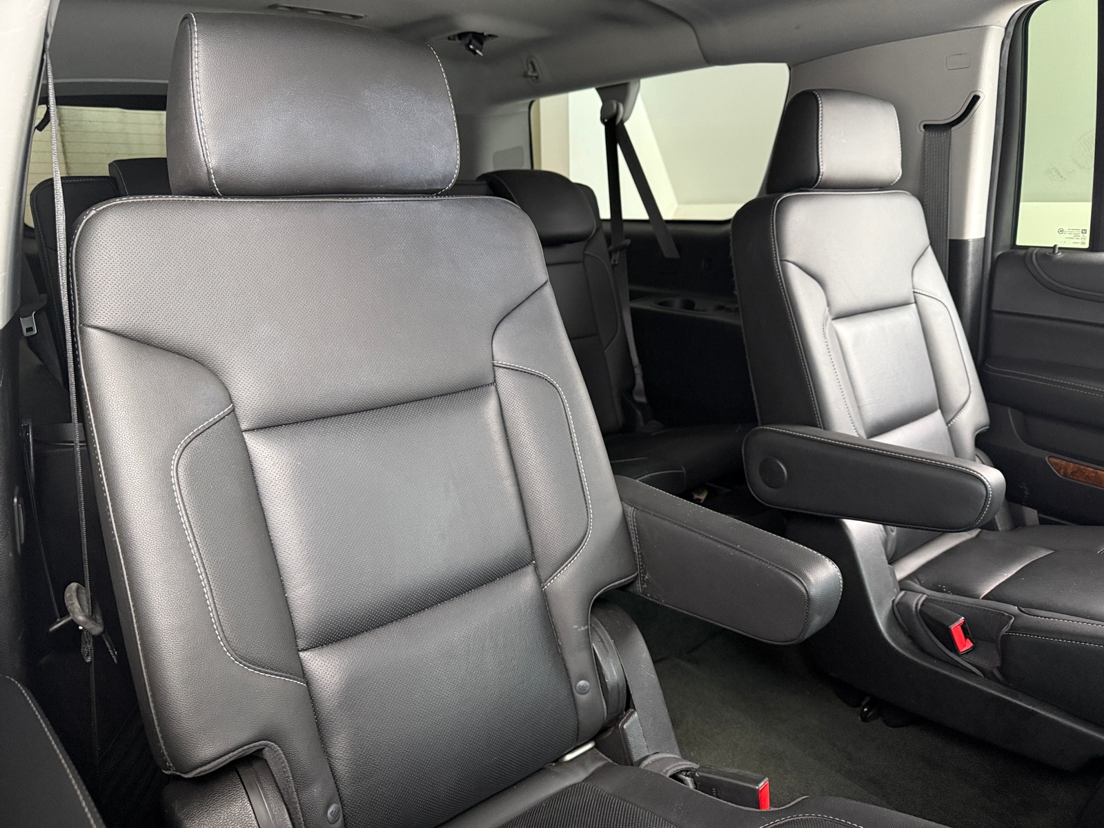 Thumbnail: 2018 Chevrolet Suburban - 5