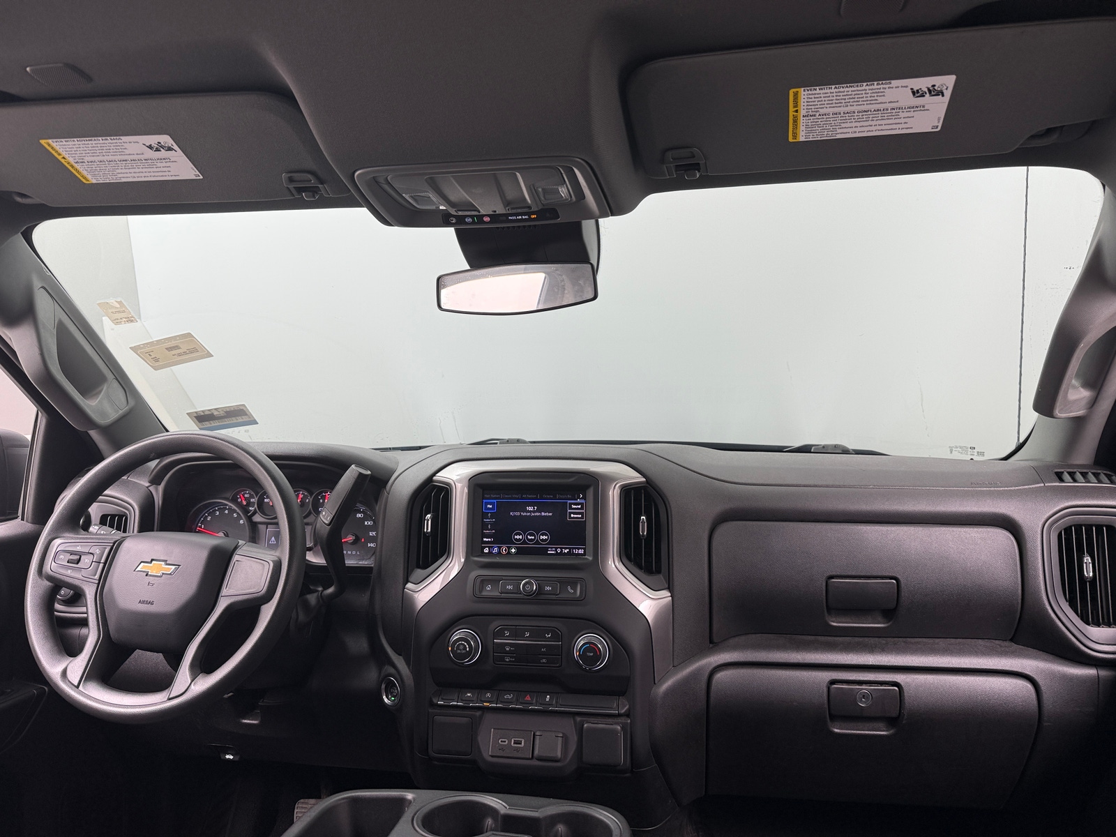 Thumbnail: 2024 Chevrolet Silverado 1500 - 3