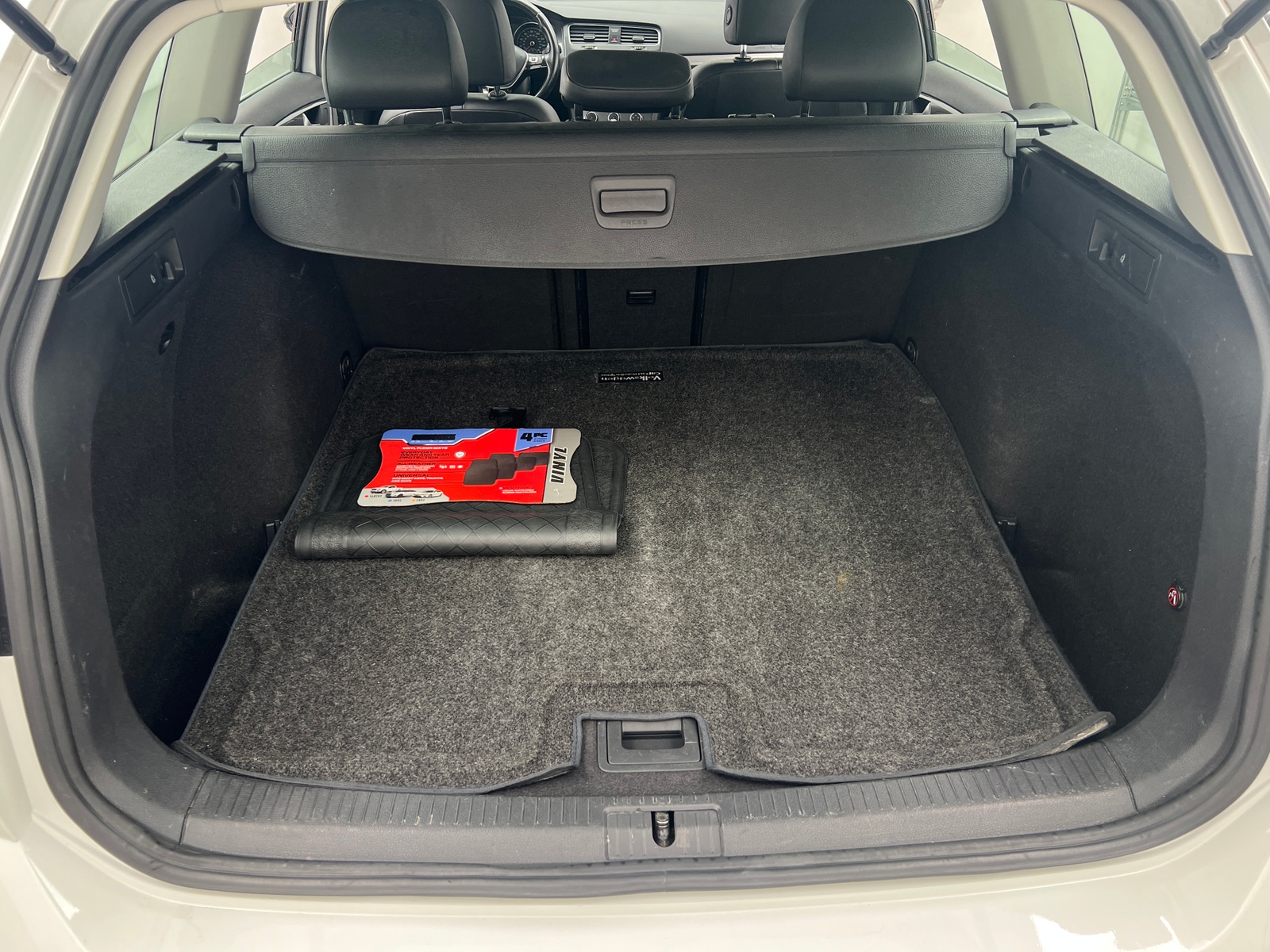 Thumbnail: 2017 Volkswagen Golf - 6