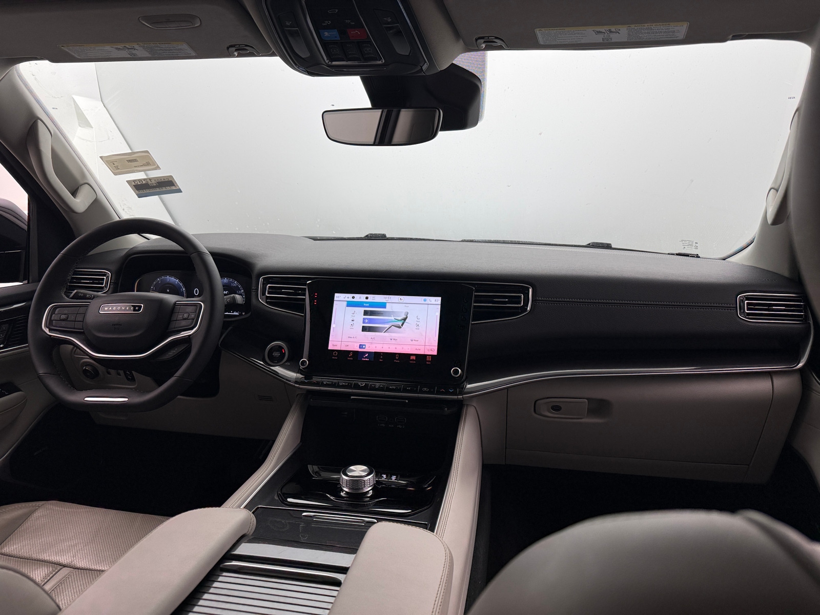 Thumbnail: 2024 Jeep Wagoneer - 2