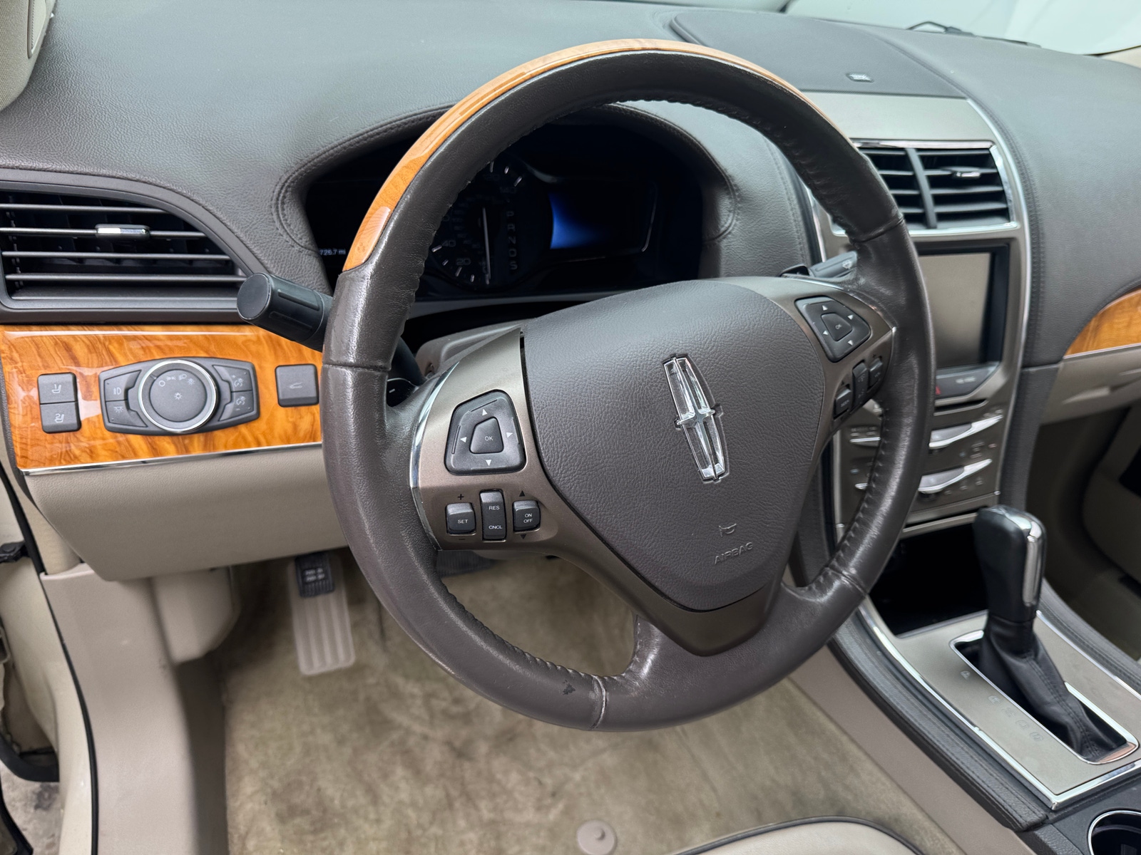 Thumbnail: 2015 Lincoln MKX - 4