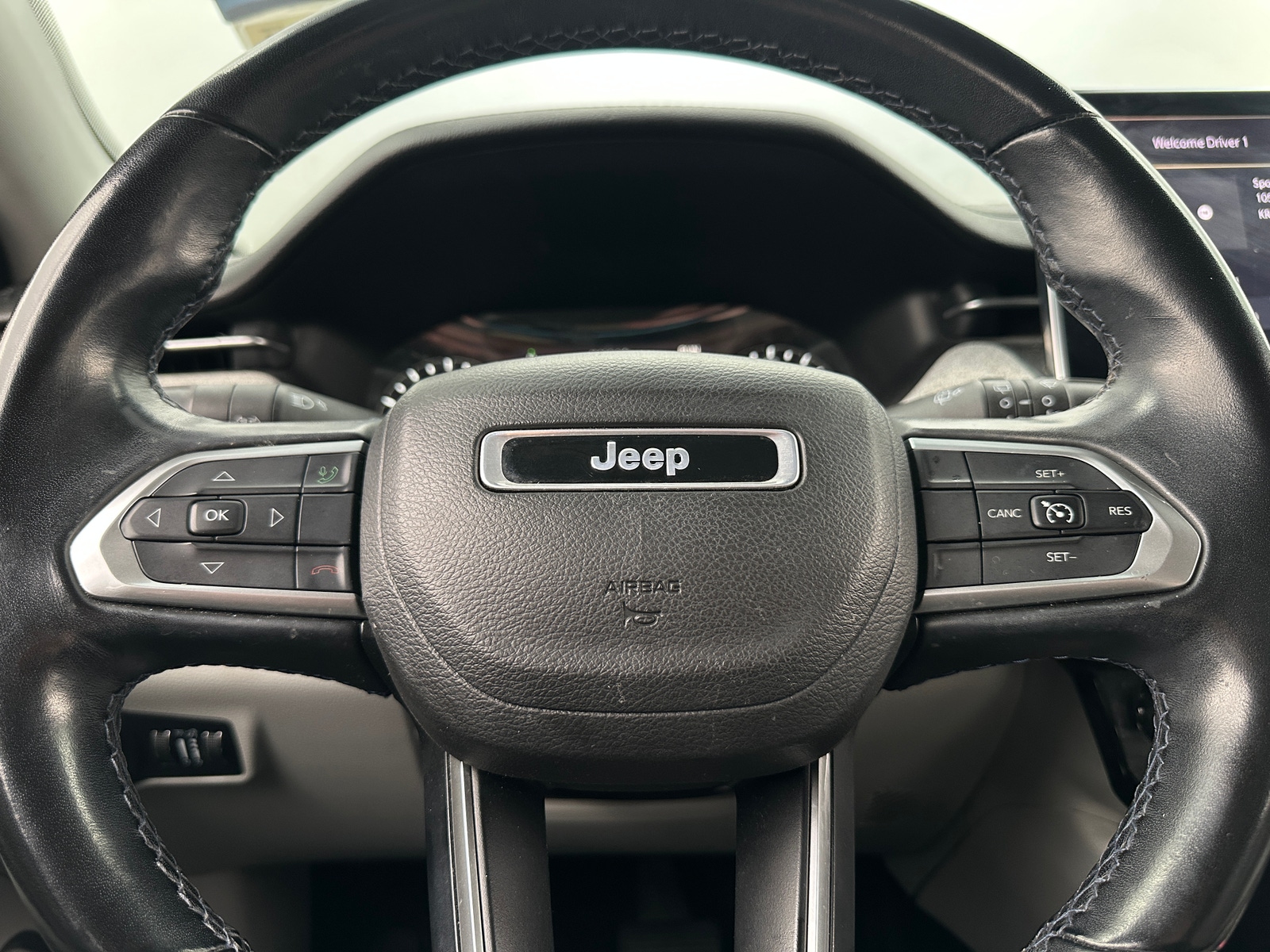 Thumbnail: 2022 Jeep Compass - 4