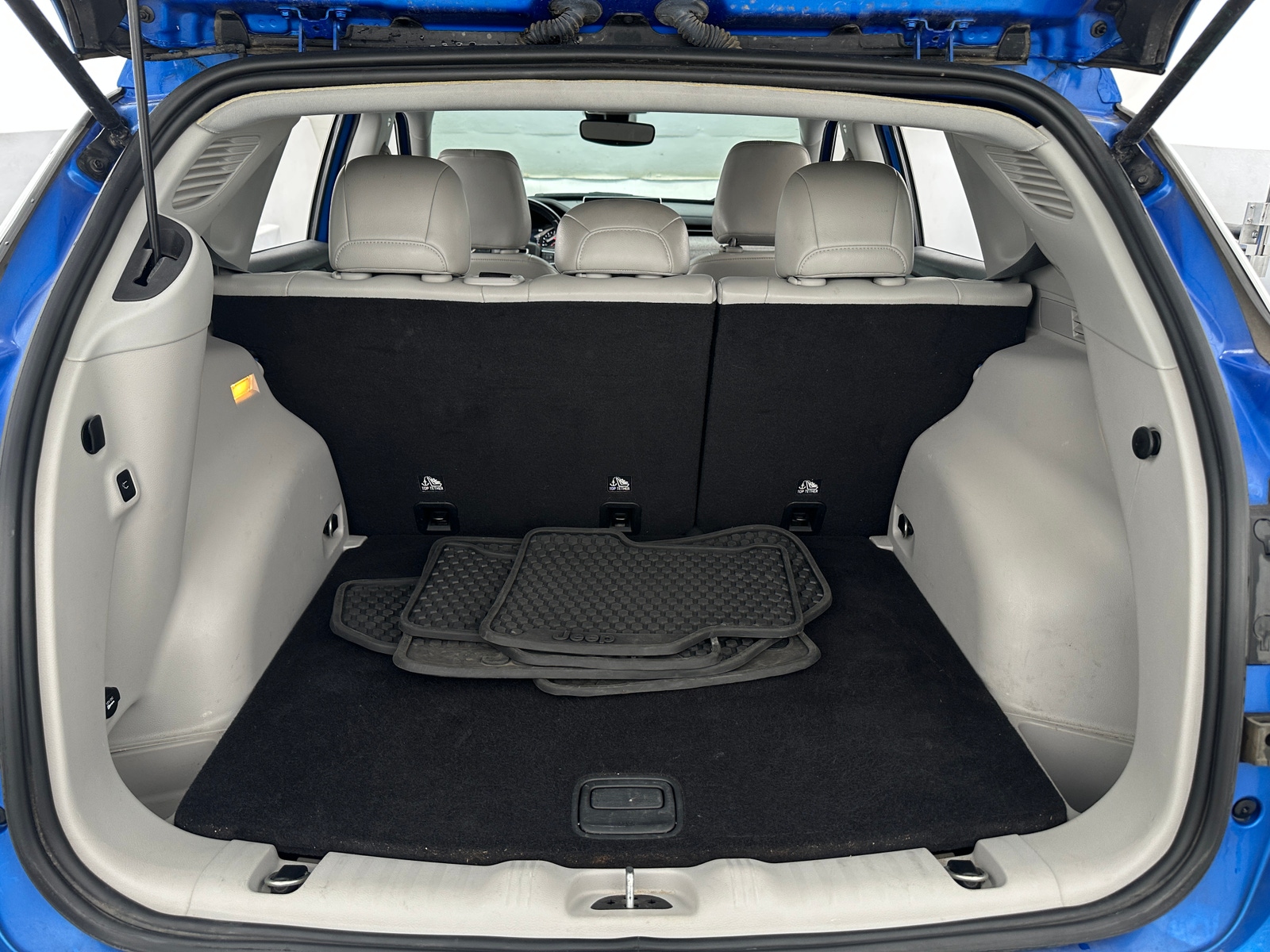 Thumbnail: 2022 Jeep Compass - 6