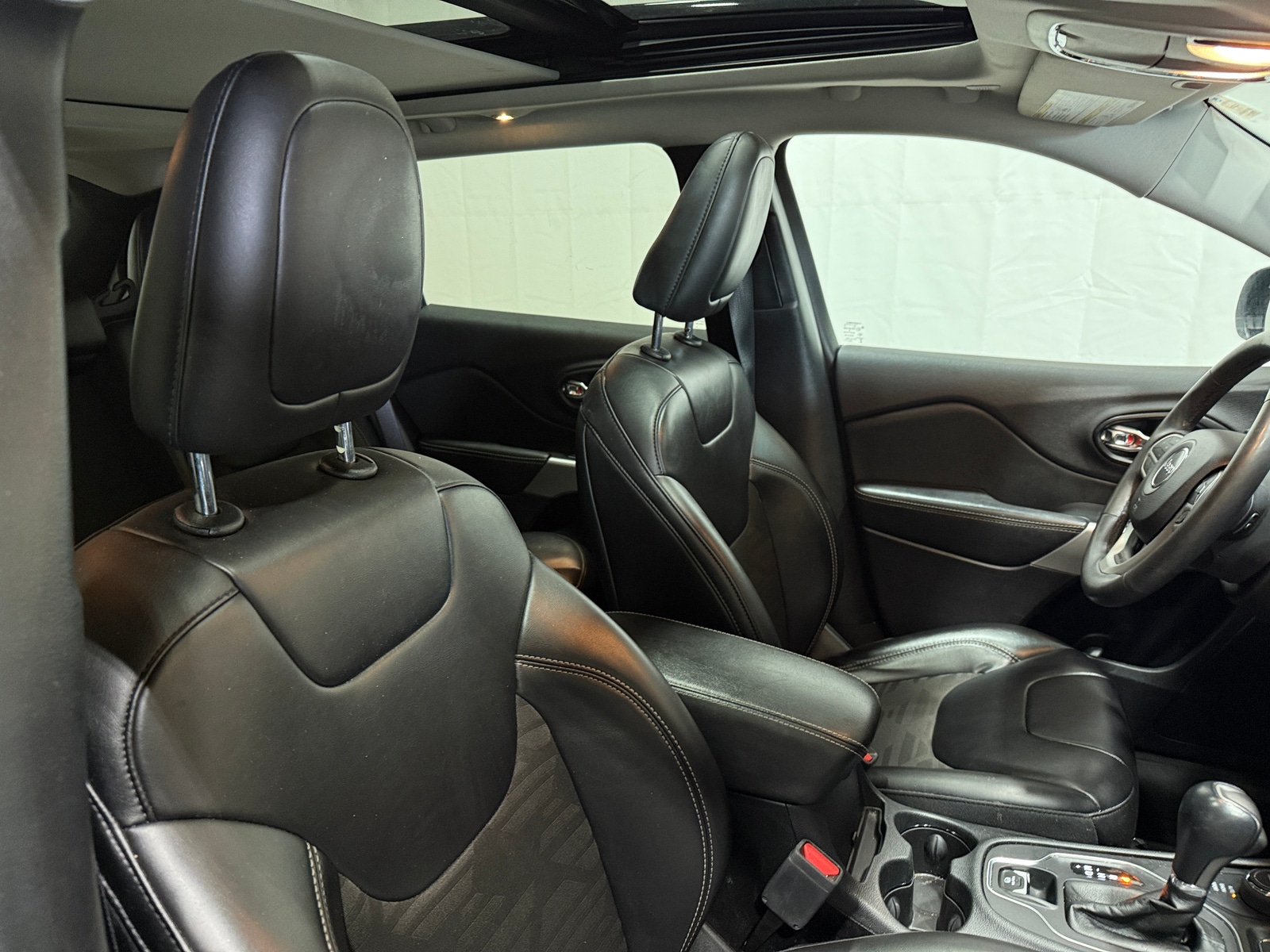 Thumbnail: 2022 Jeep Cherokee - 2