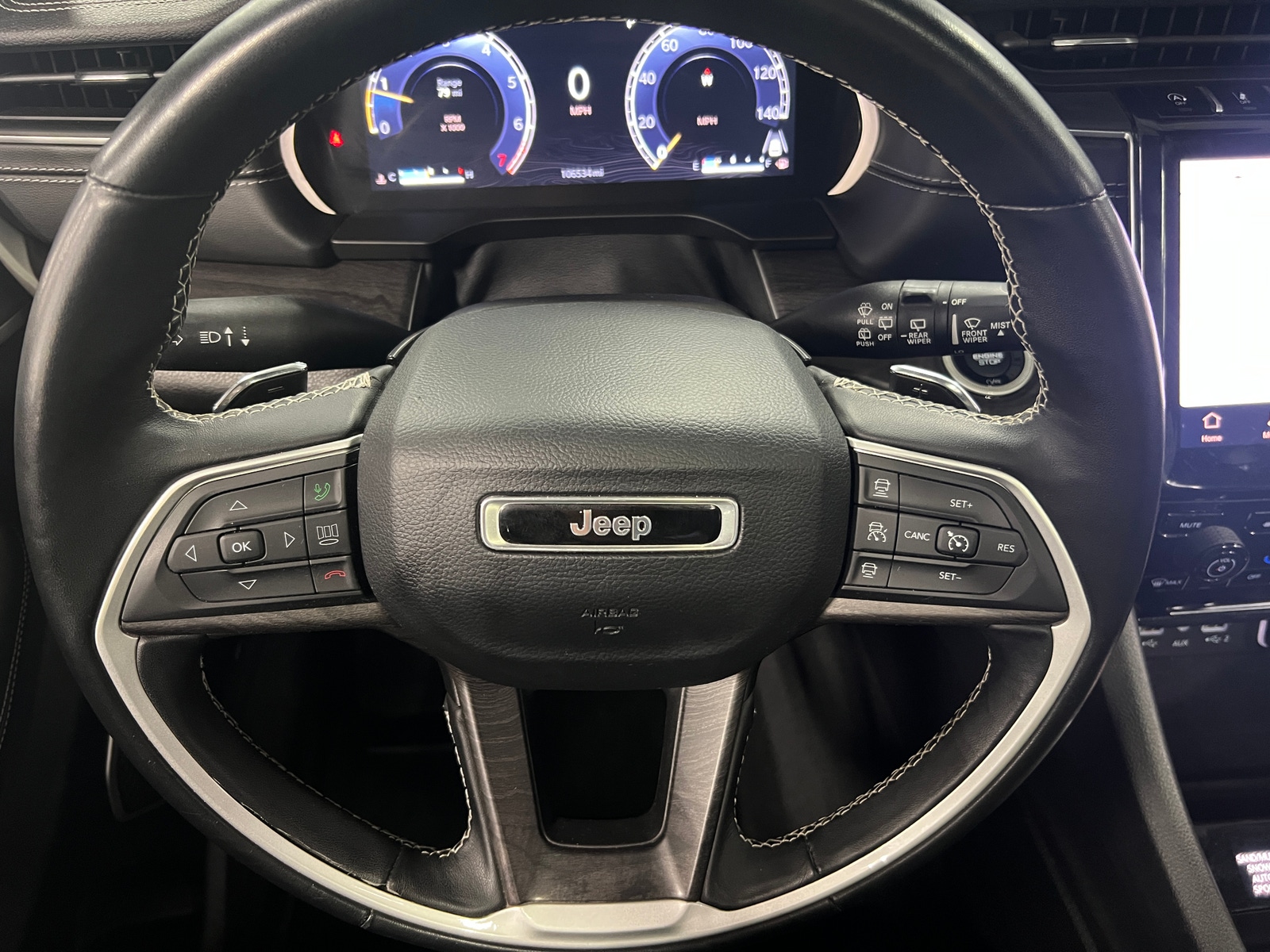 Thumbnail: 2022 Jeep Grand Cherokee L - 4