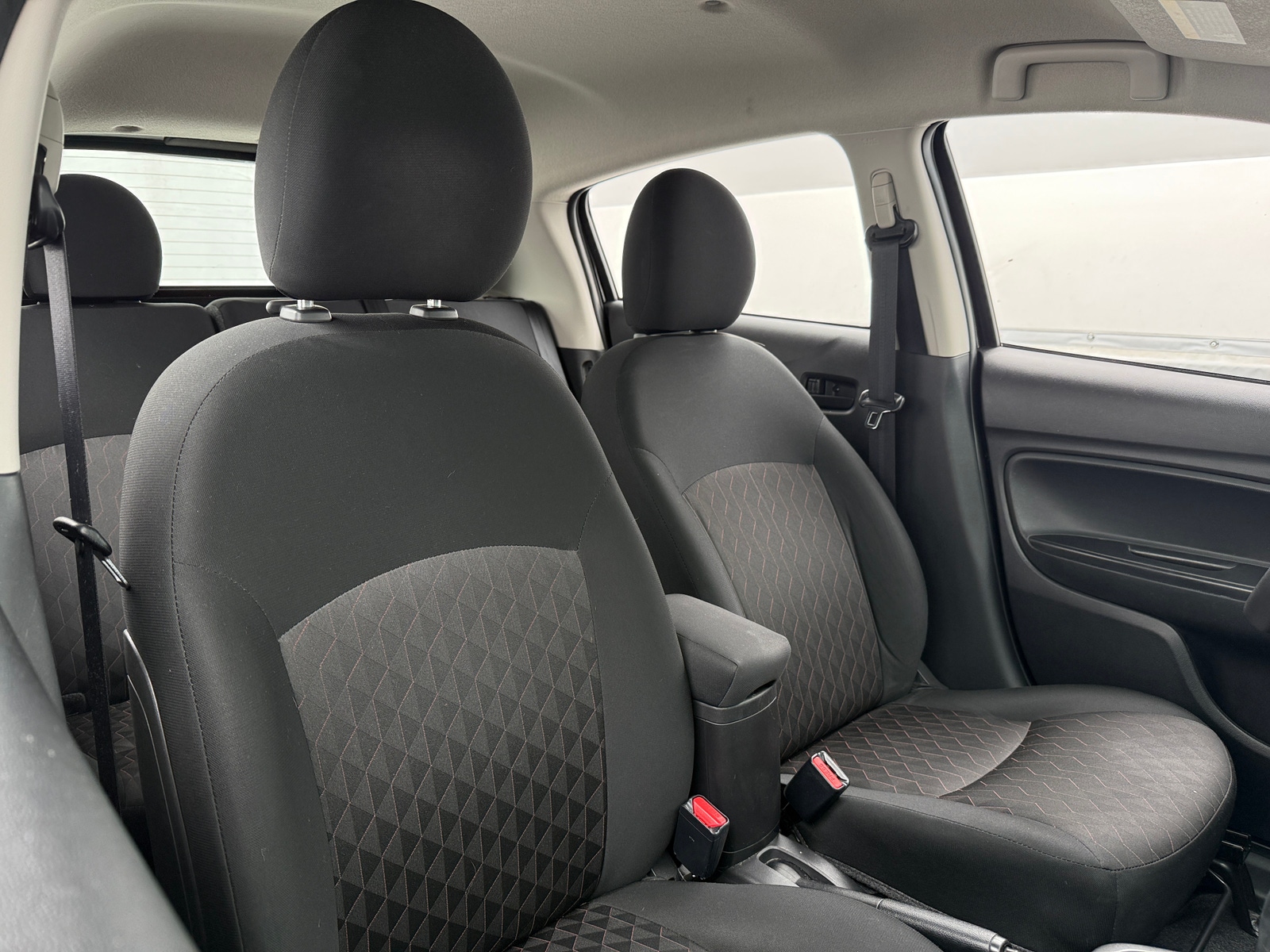 Thumbnail: 2024 Mitsubishi Mirage - 2