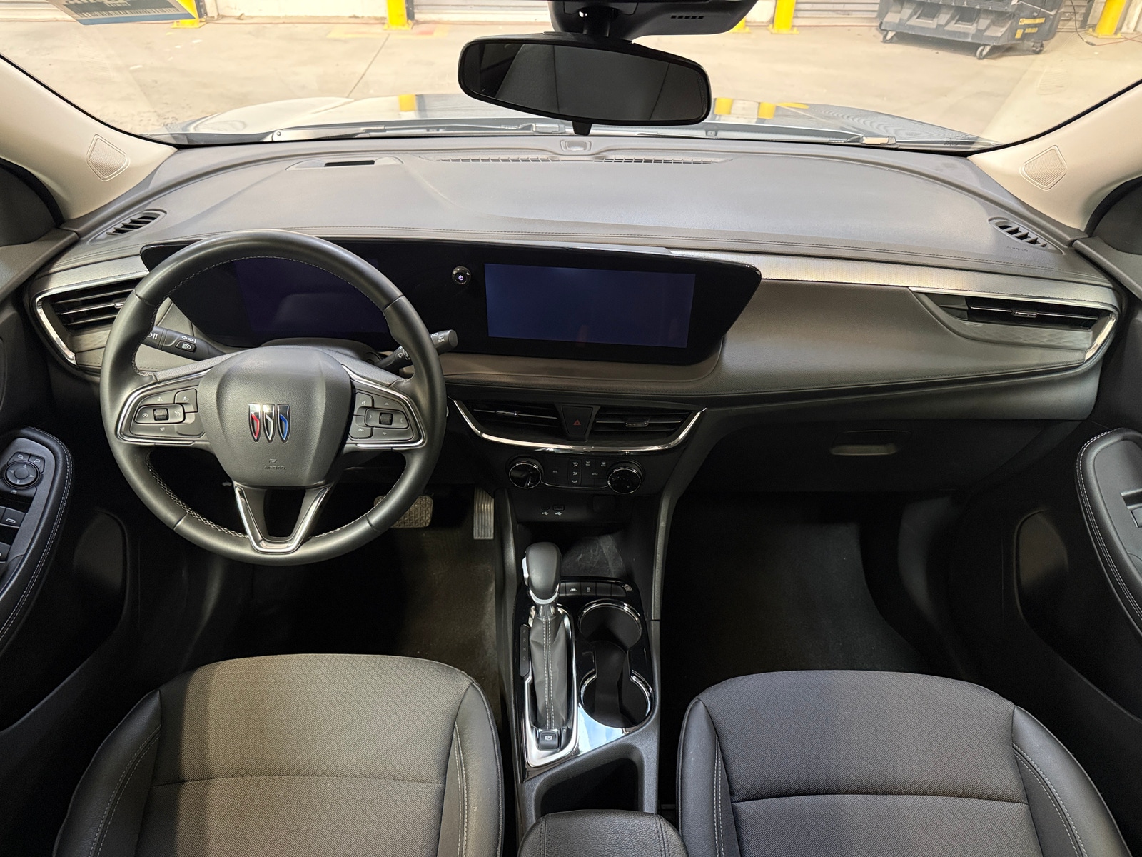 Thumbnail: 2025 Buick Encore GX - 3