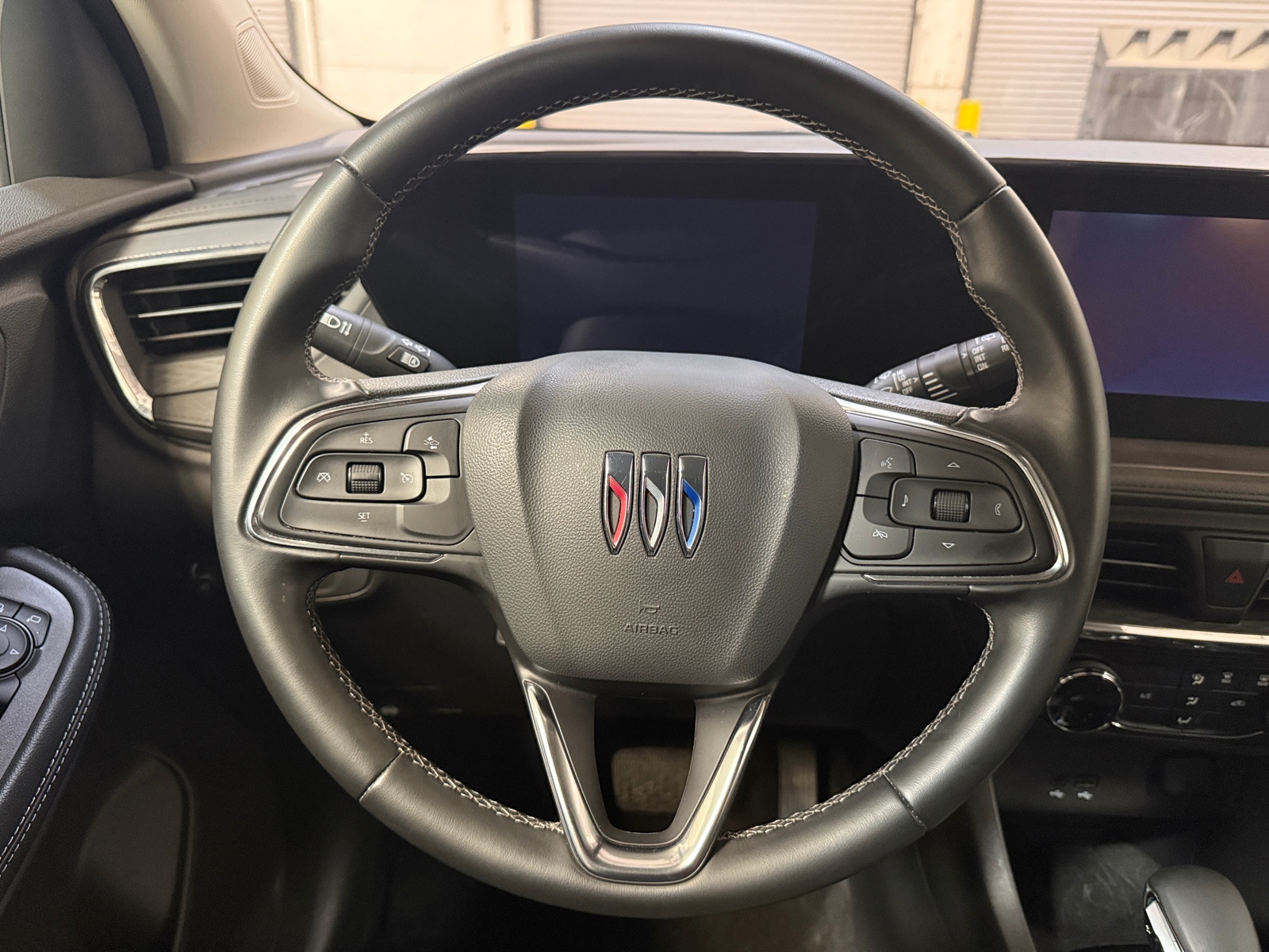 Thumbnail: 2025 Buick Encore GX - 5