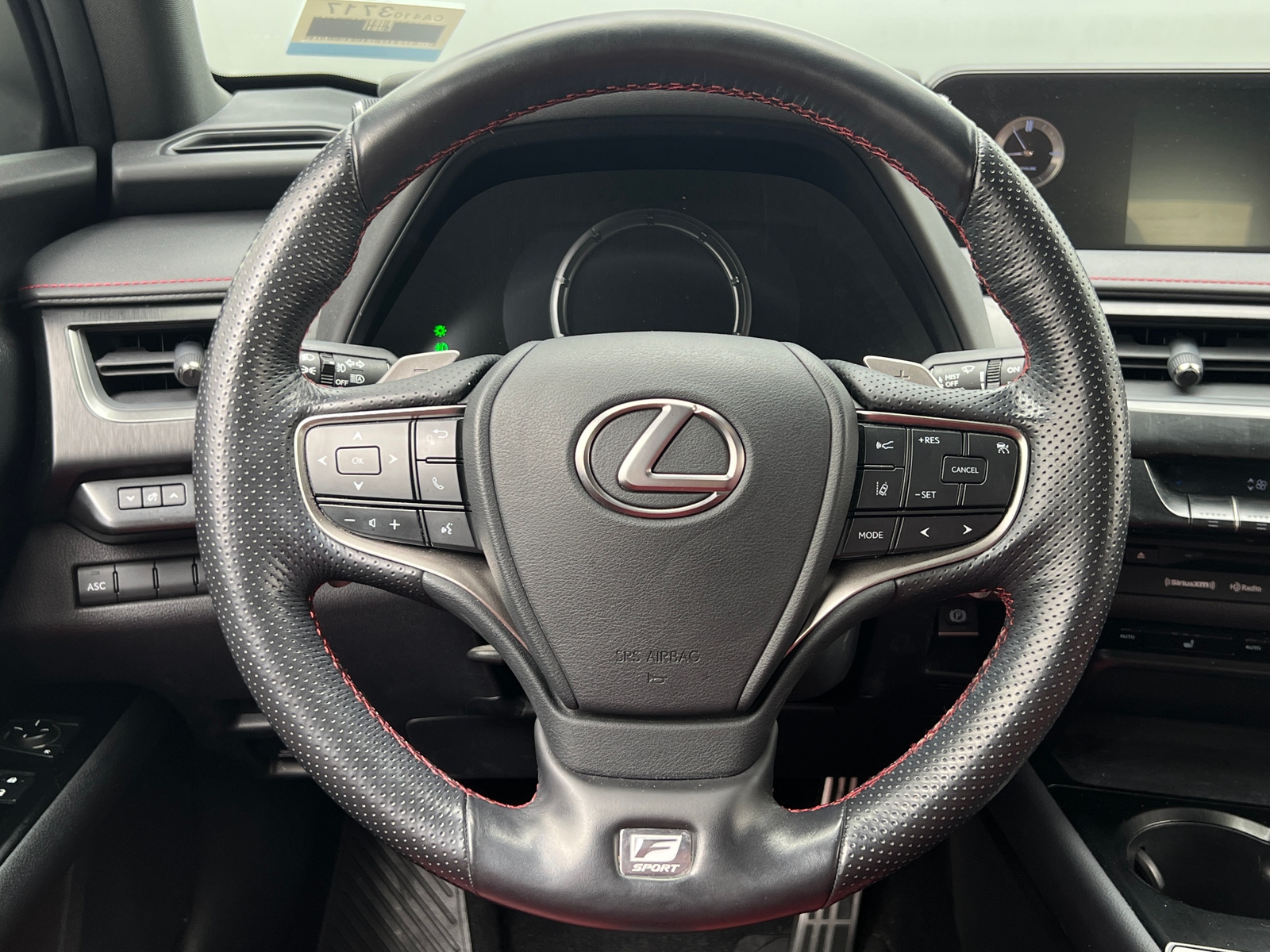 Thumbnail: 2019 Lexus UX - 4