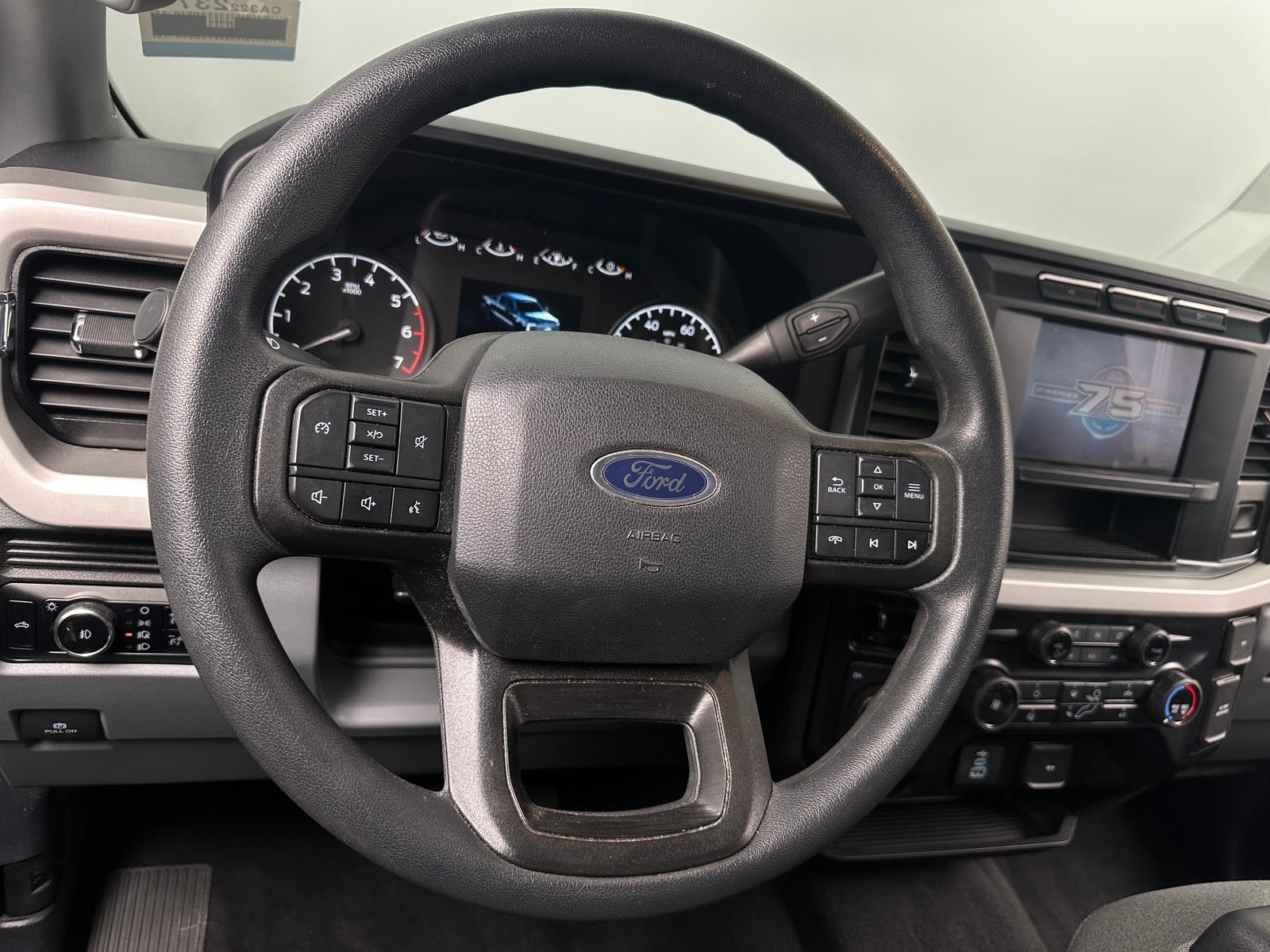 Thumbnail: 2023 Ford Econoline - 5