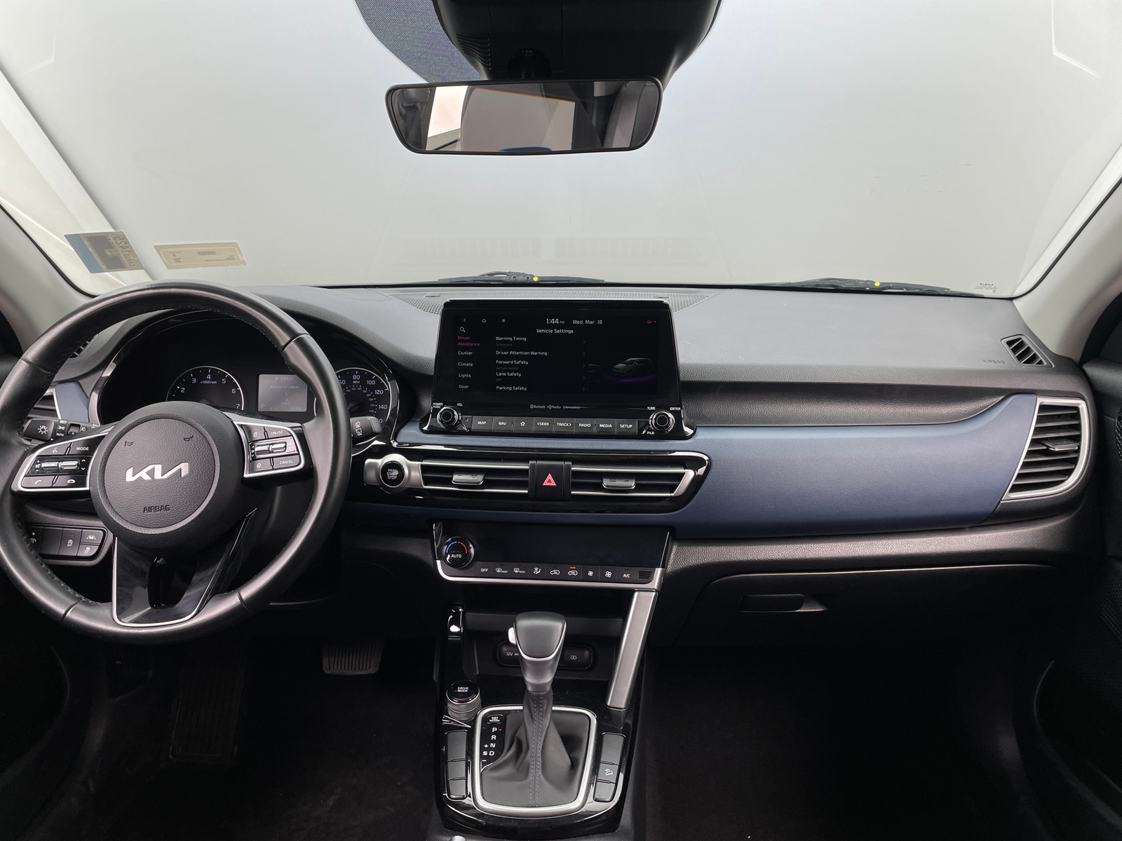 Thumbnail: 2022 Kia Seltos - 3