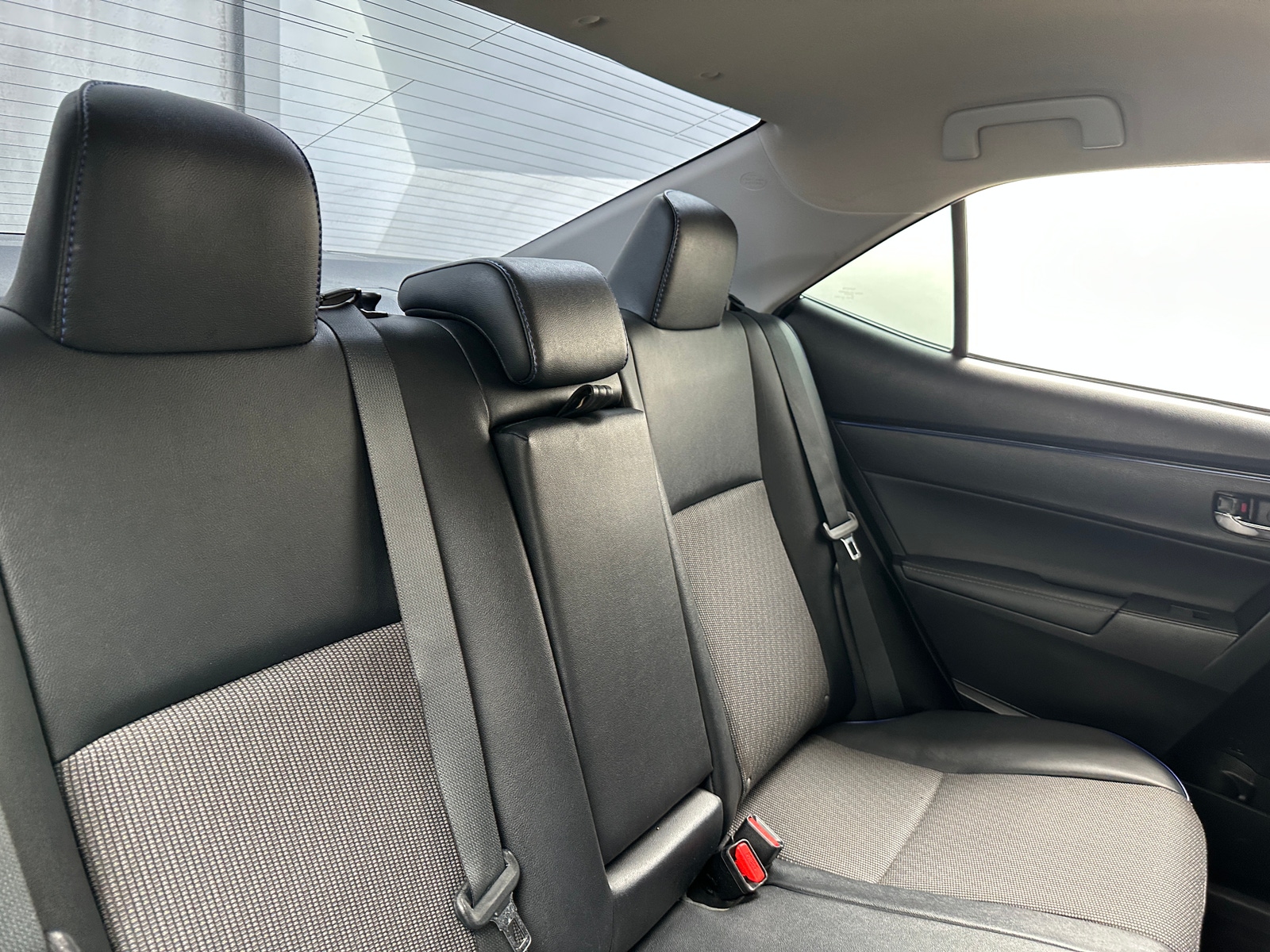 Thumbnail: 2018 Toyota Corolla - 6