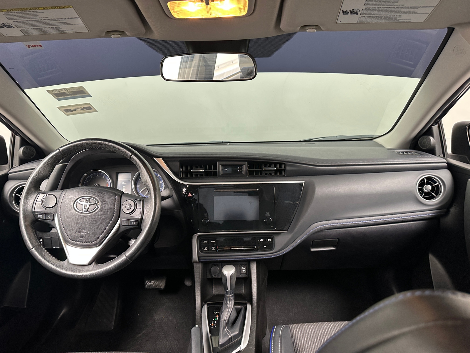 Thumbnail: 2018 Toyota Corolla - 3