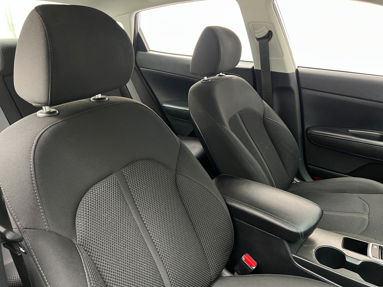 Thumbnail: 2019 Kia Optima - 2