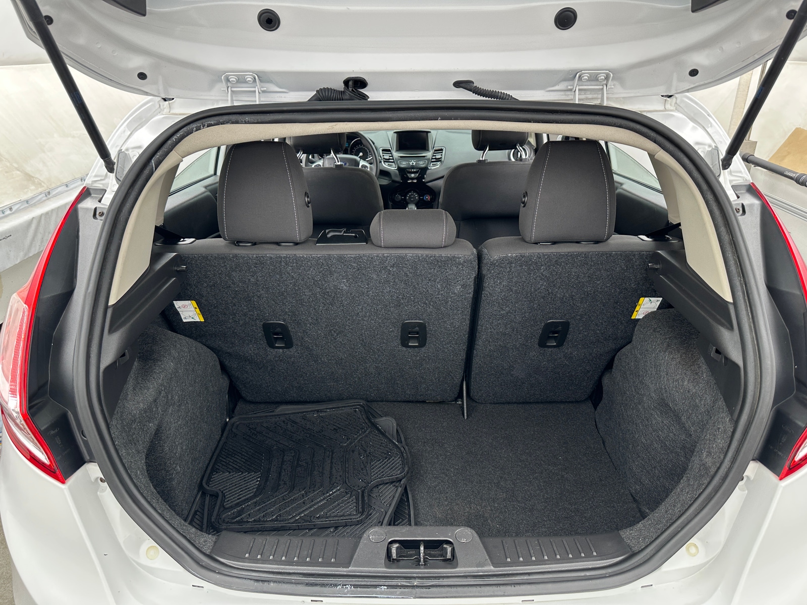 Thumbnail: 2019 Ford Fiesta - 7