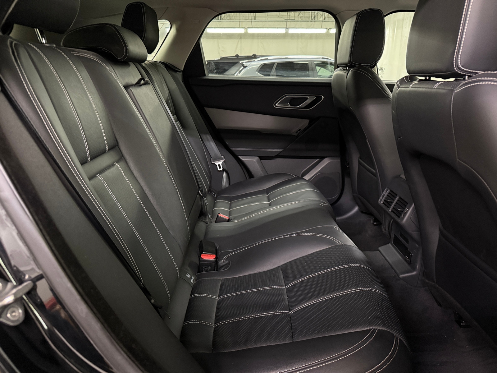 Thumbnail: 2023 Land Rover Range Rover Velar - 5