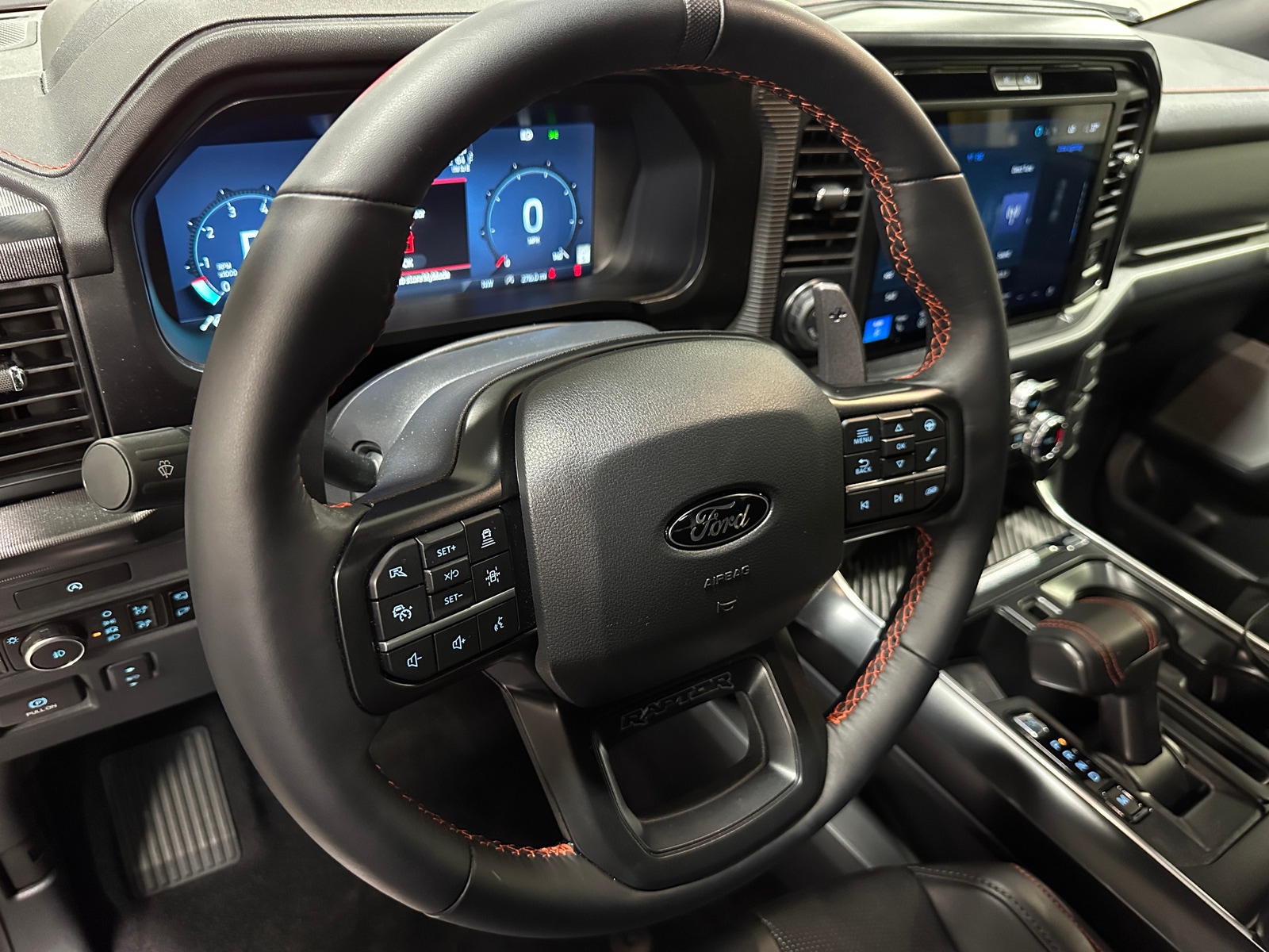 Thumbnail: 2025 Ford Econoline - 4