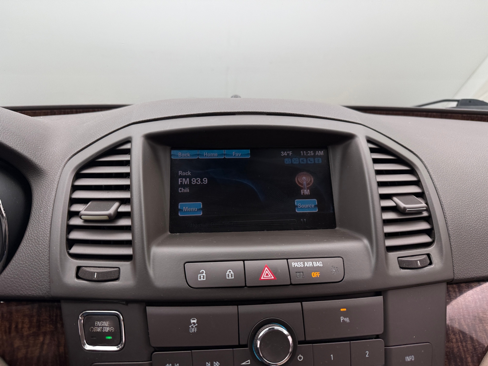 Thumbnail: 2013 Buick Regal - 3