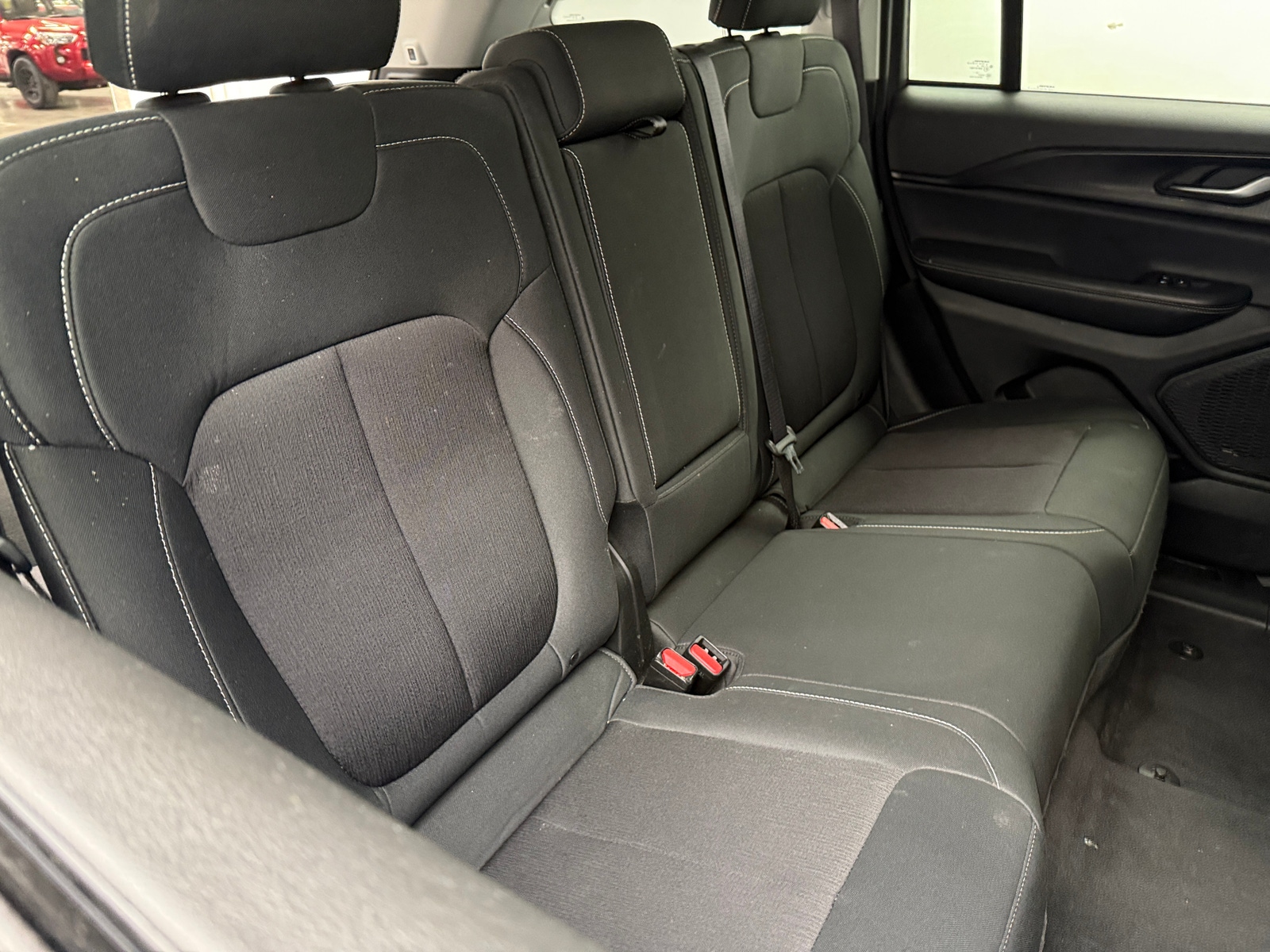 Thumbnail: 2023 Jeep Grand Cherokee - 6