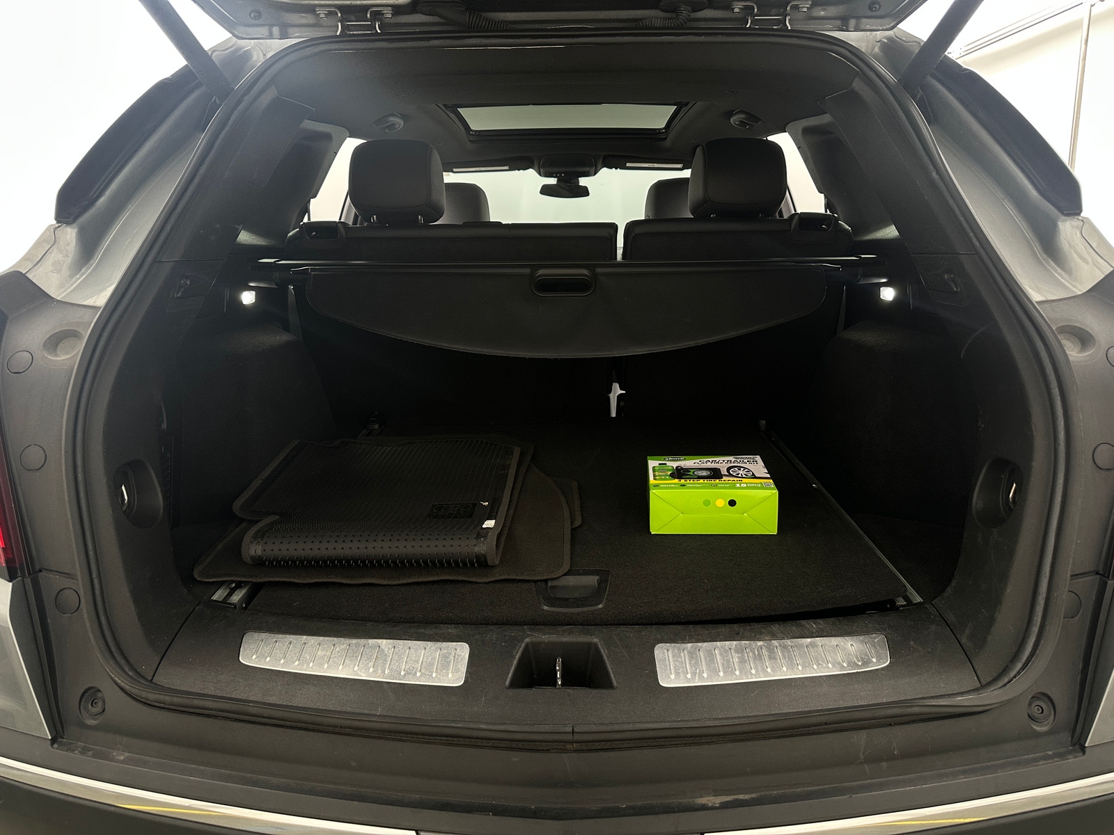 Thumbnail: 2024 Cadillac XT5 - 6