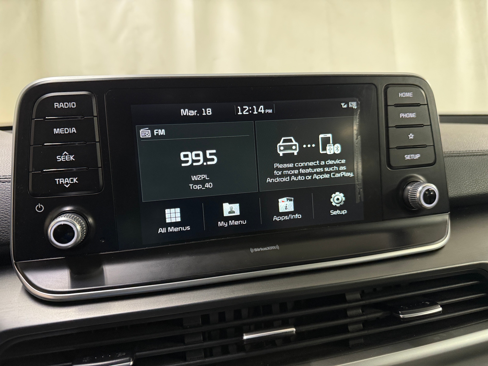 Thumbnail: 2020 Kia Telluride - 3