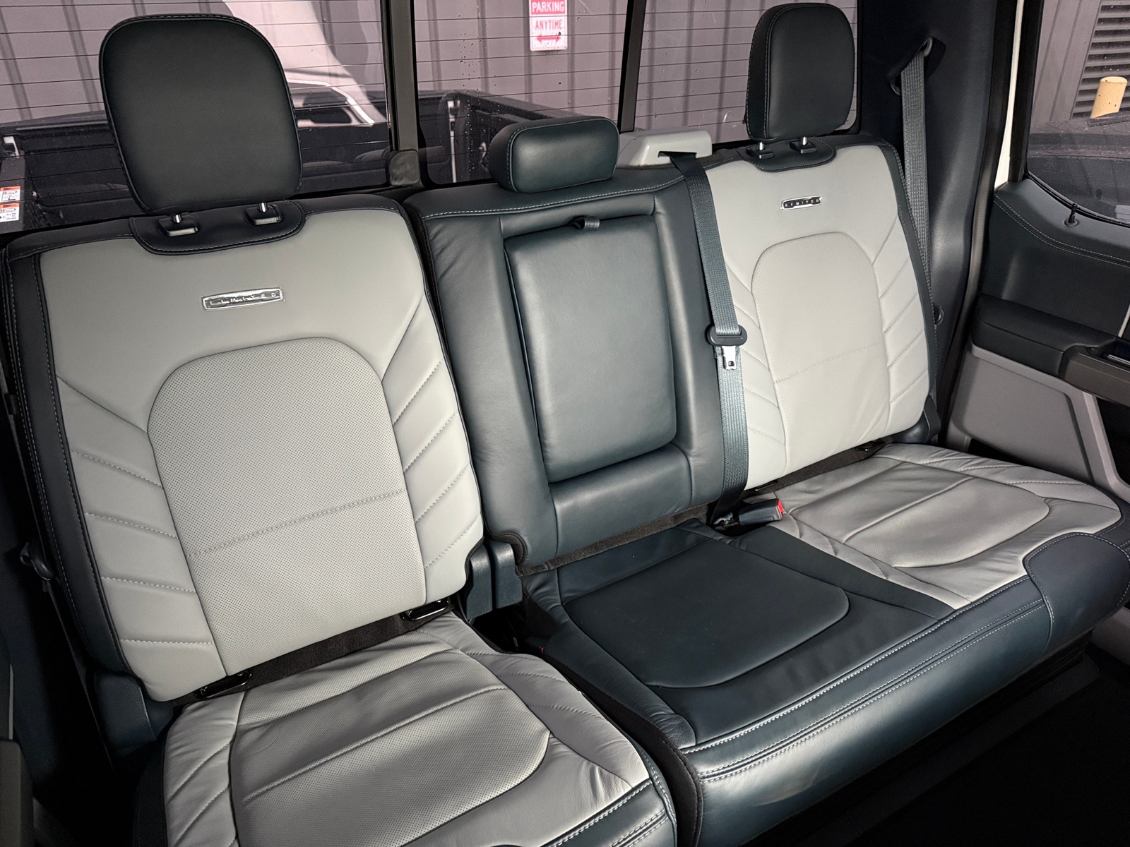 Thumbnail: 2022 Ford Econoline - 6