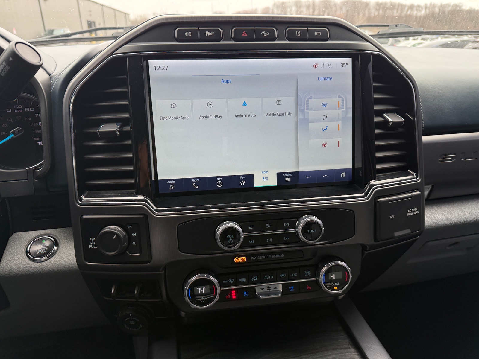 Thumbnail: 2022 Ford Econoline - 4