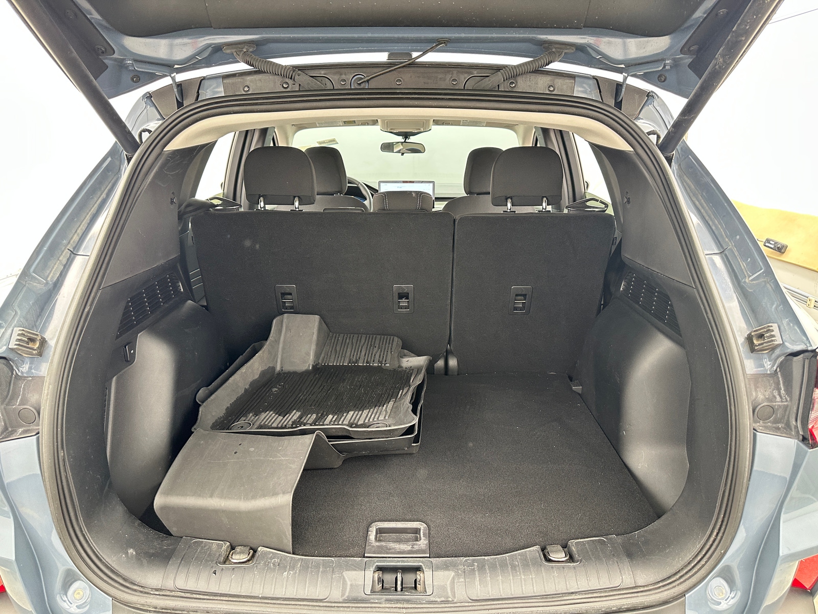 Thumbnail: 2023 Ford Escape - 7