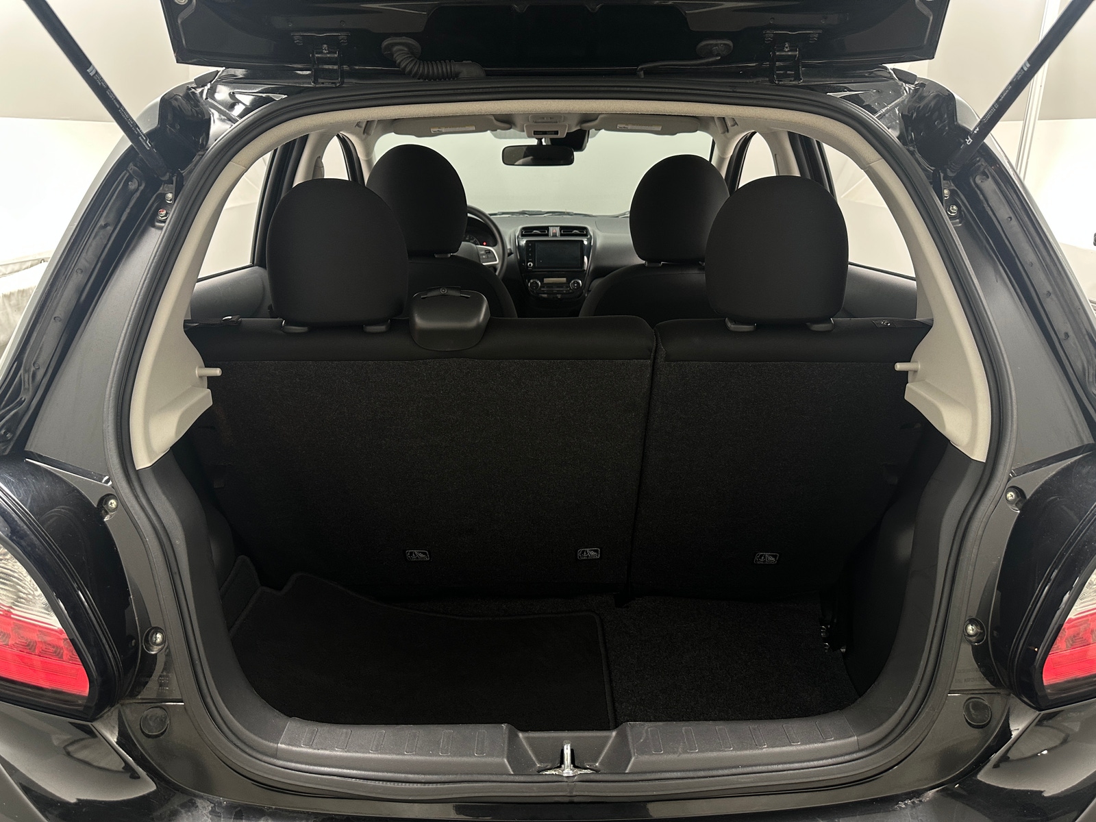 Thumbnail: 2024 Mitsubishi Mirage - 7