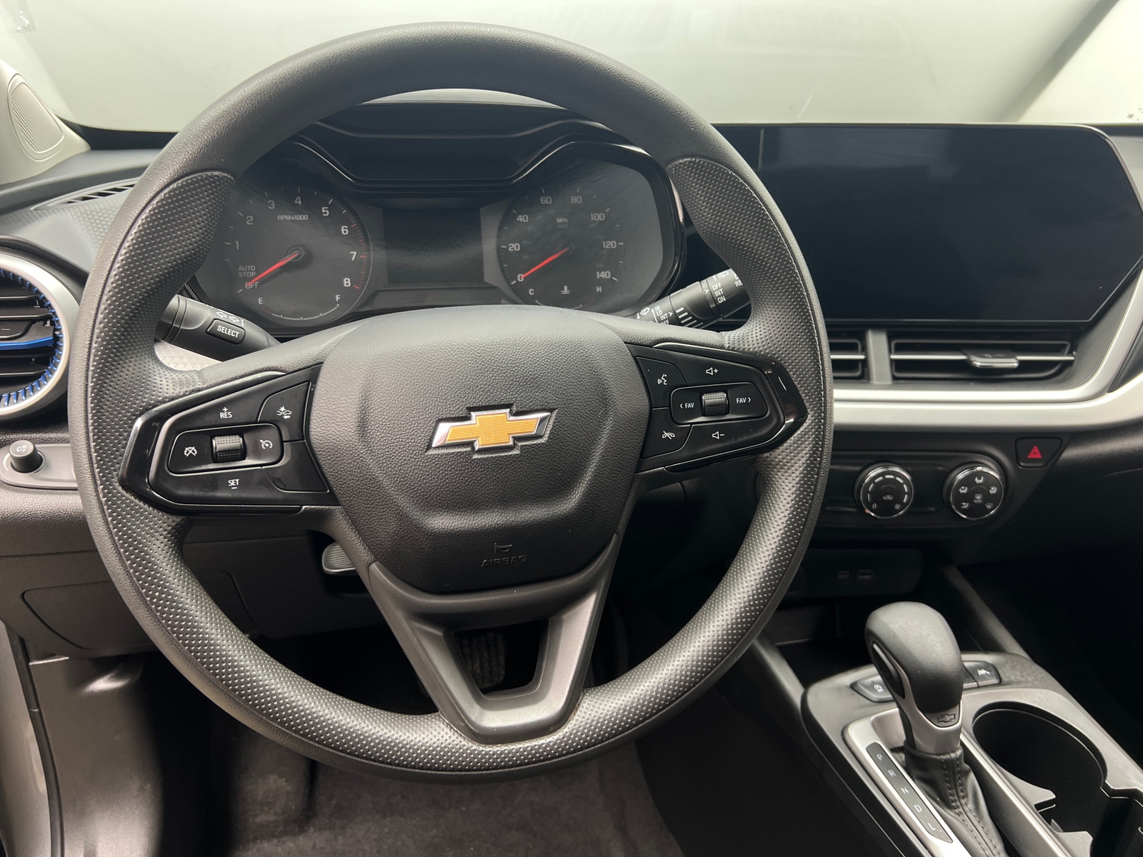 Thumbnail: 2025 Chevrolet Trax - 5