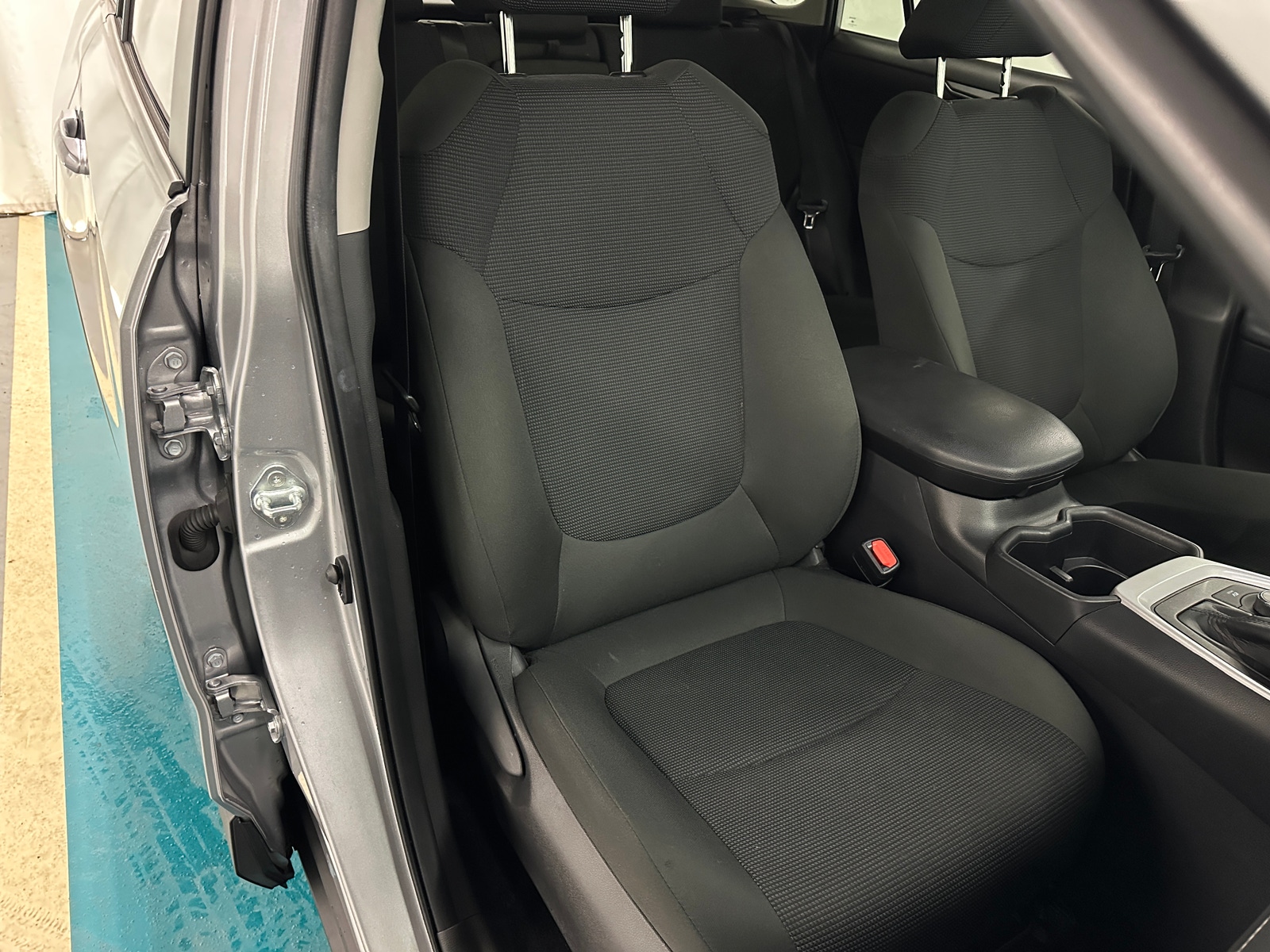 Thumbnail: 2025 Toyota RAV4 - 2