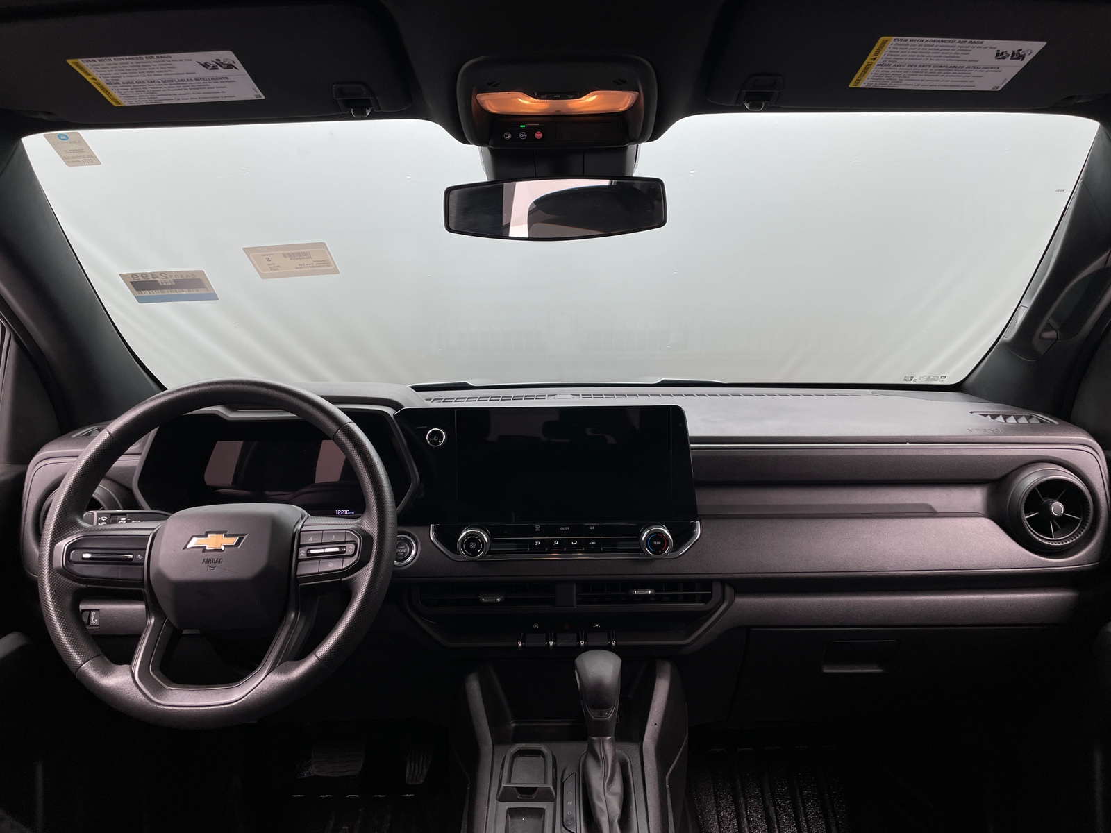 Thumbnail: 2023 Chevrolet Colorado - 3