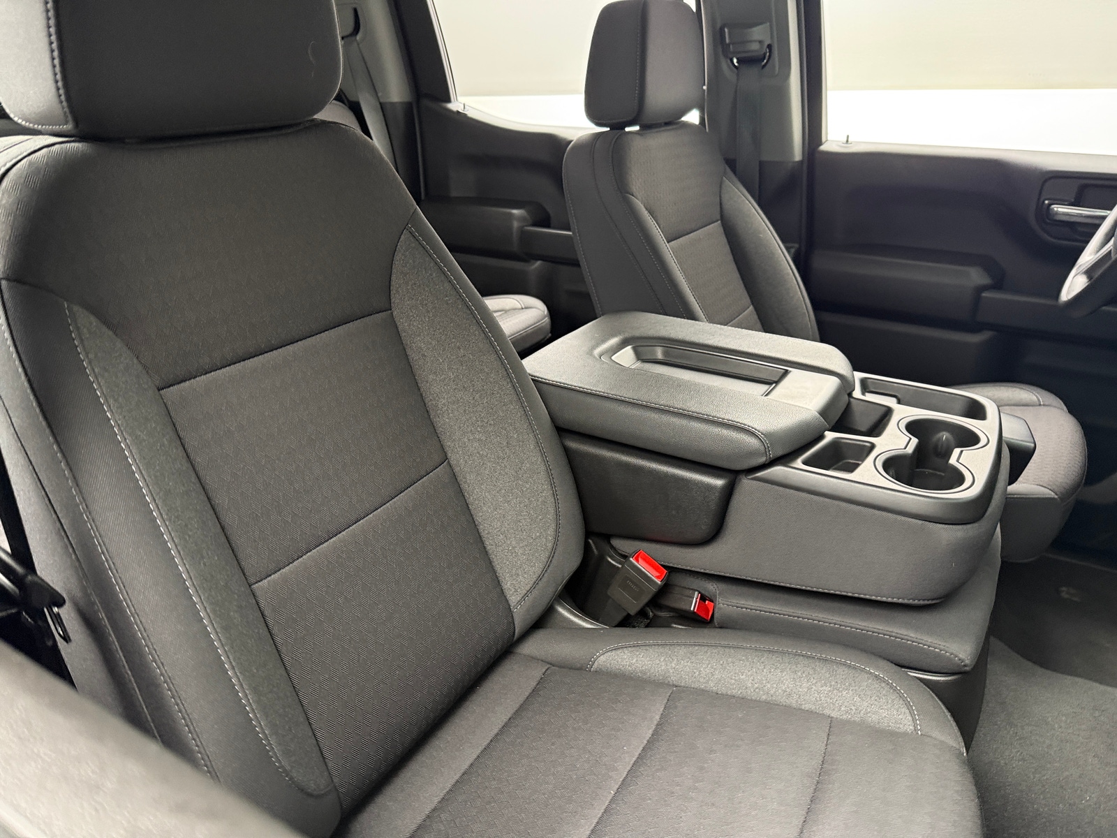 Thumbnail: 2024 Chevrolet Silverado 1500 - 2