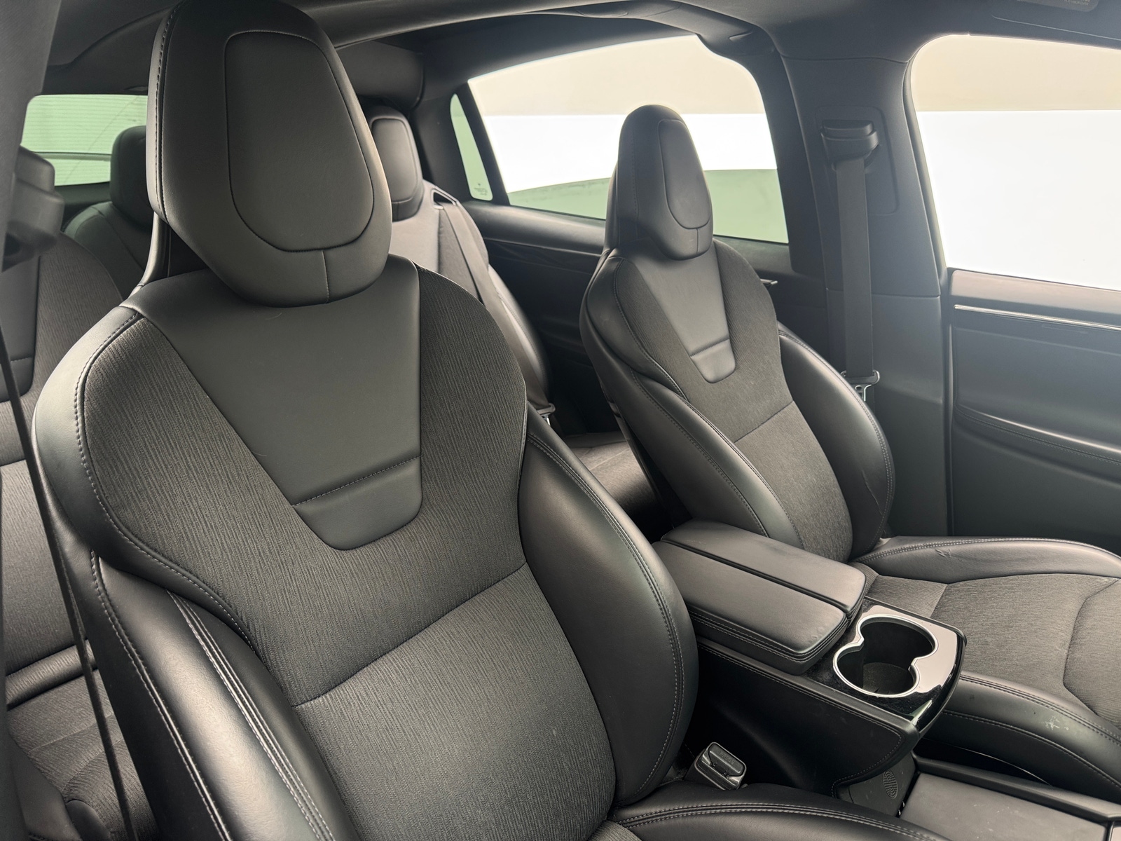 Thumbnail: 2017 Tesla Model X - 2