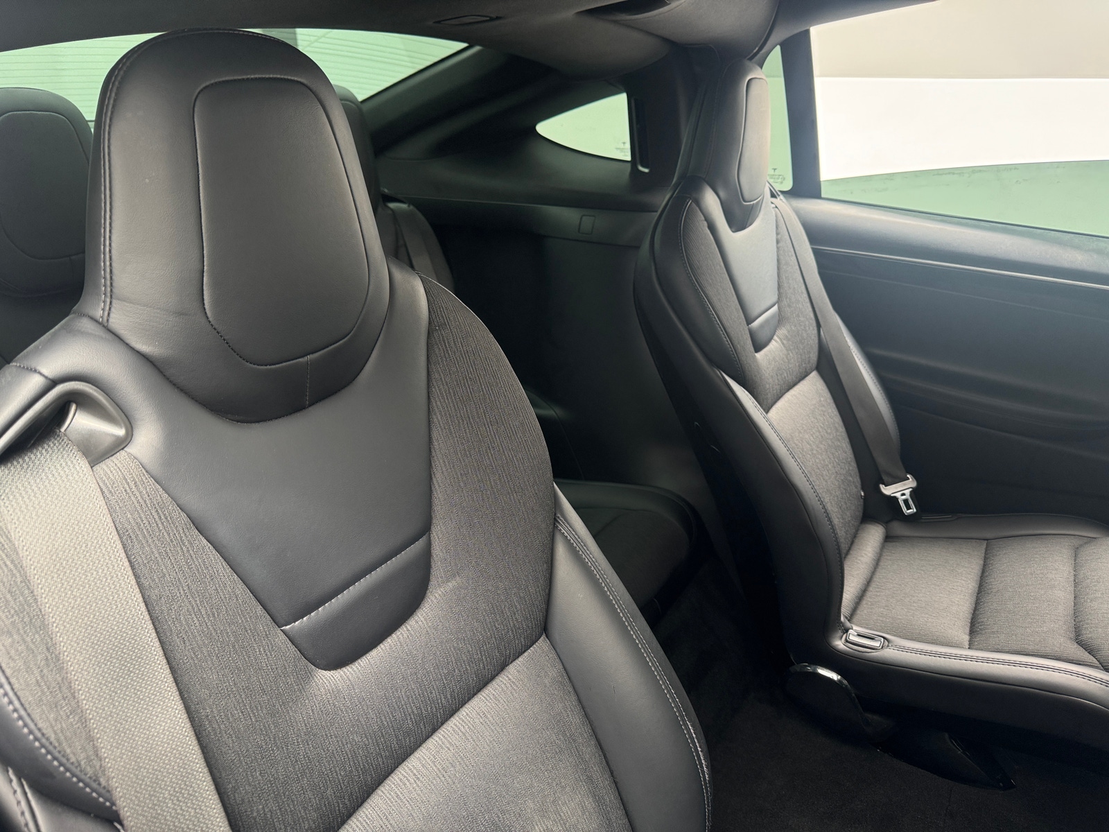 Thumbnail: 2017 Tesla Model X - 6