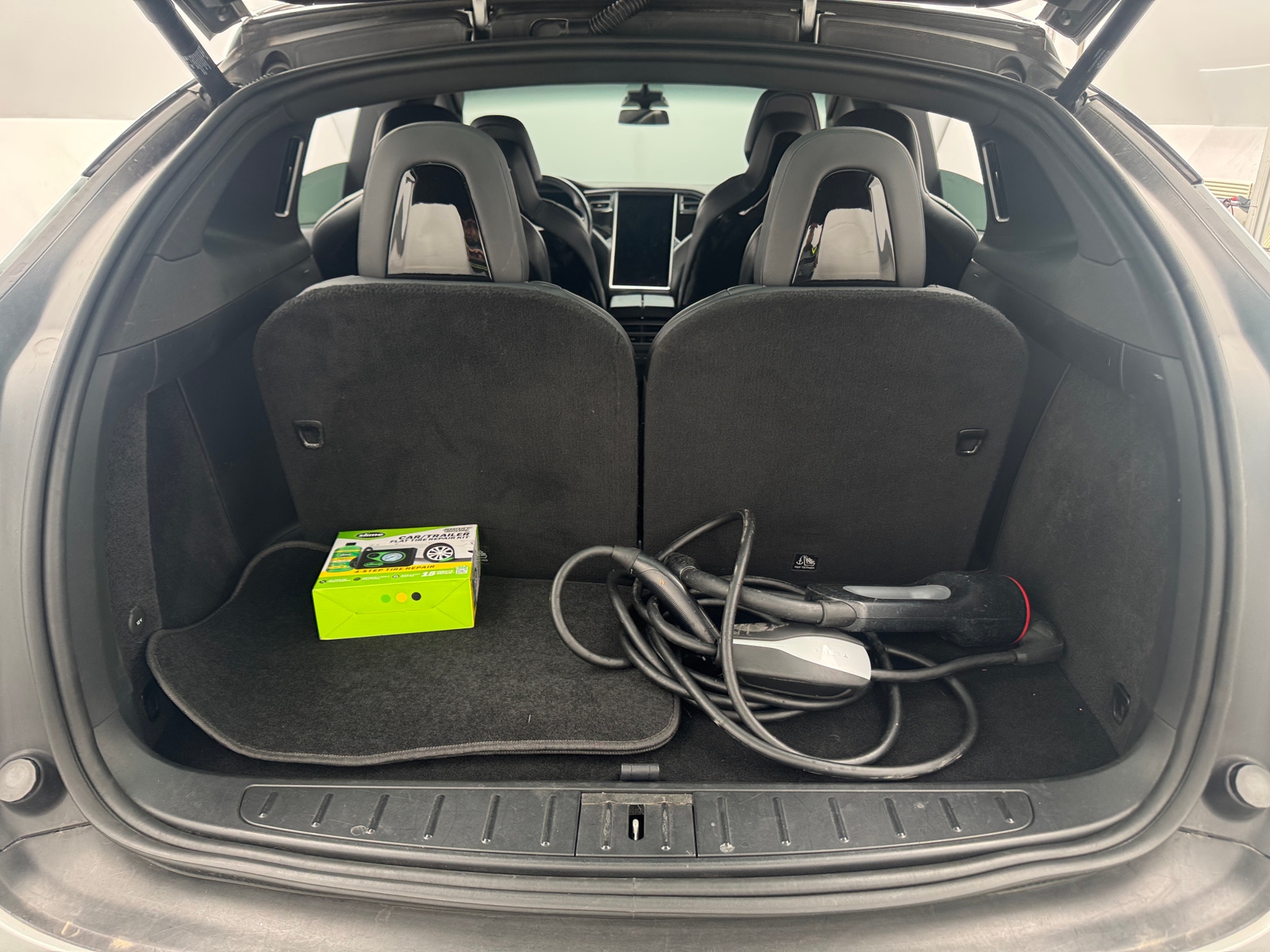 Thumbnail: 2017 Tesla Model X - 7