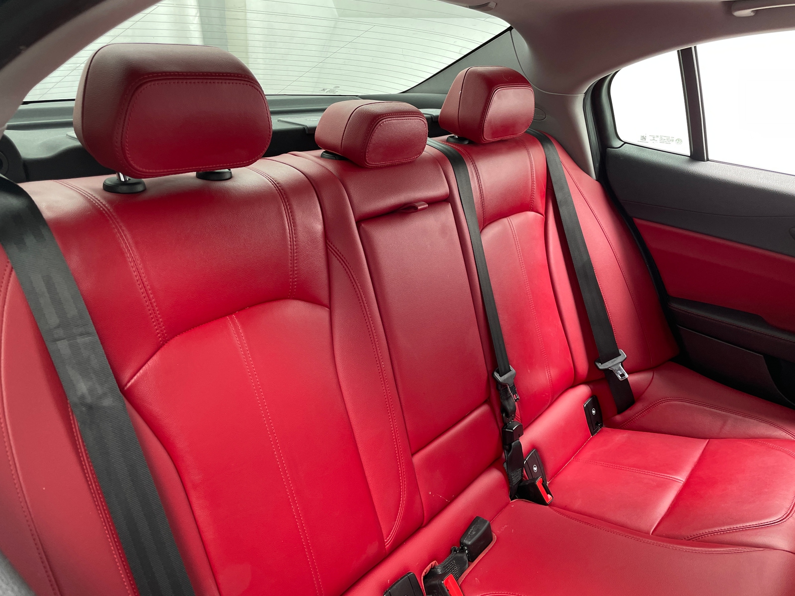 Thumbnail: 2020 Alfa Romeo Giulia - 5