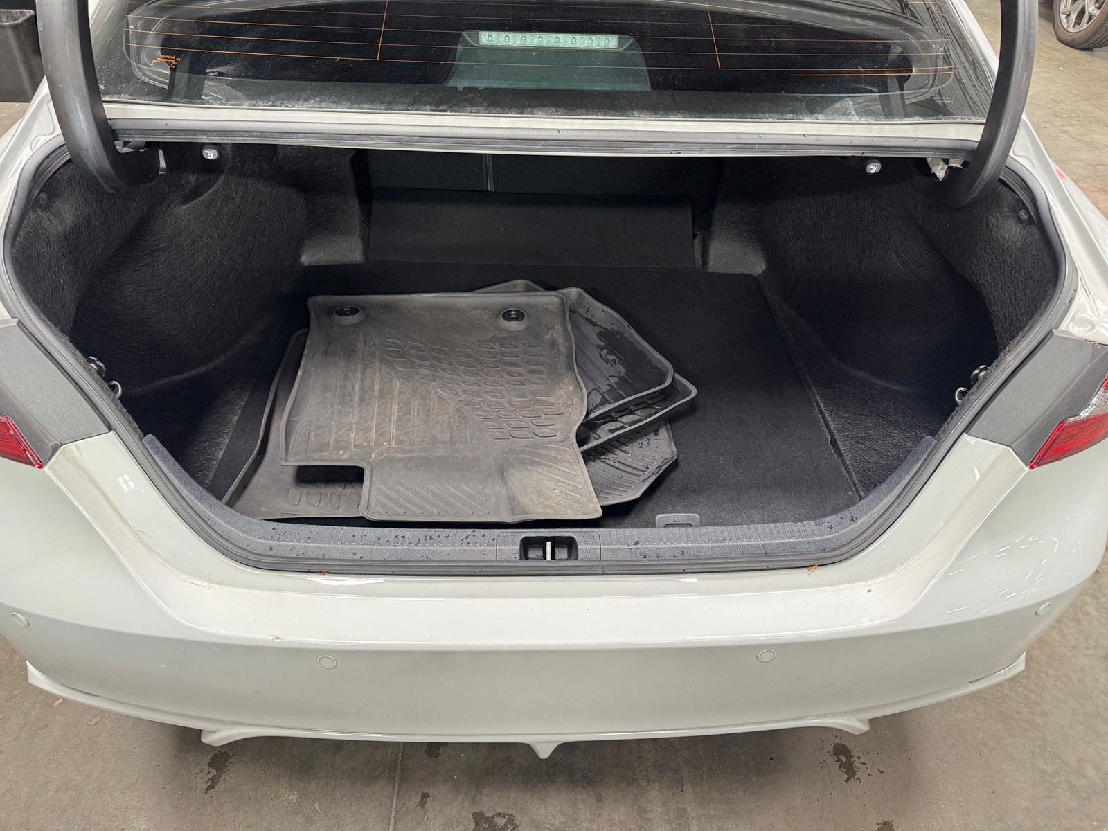 Thumbnail: 2023 Toyota Camry - 6