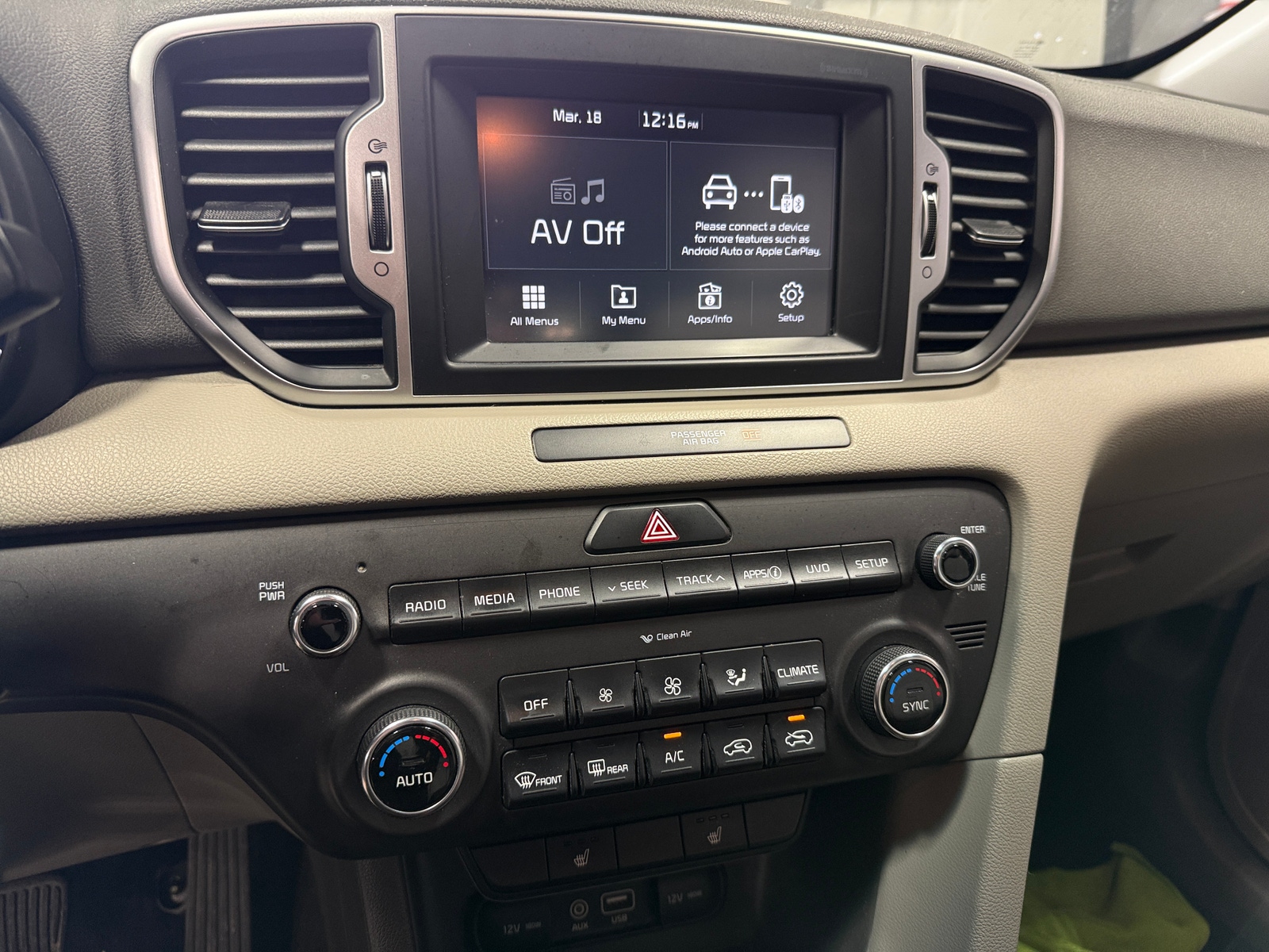 Thumbnail: 2018 Kia Sportage - 4