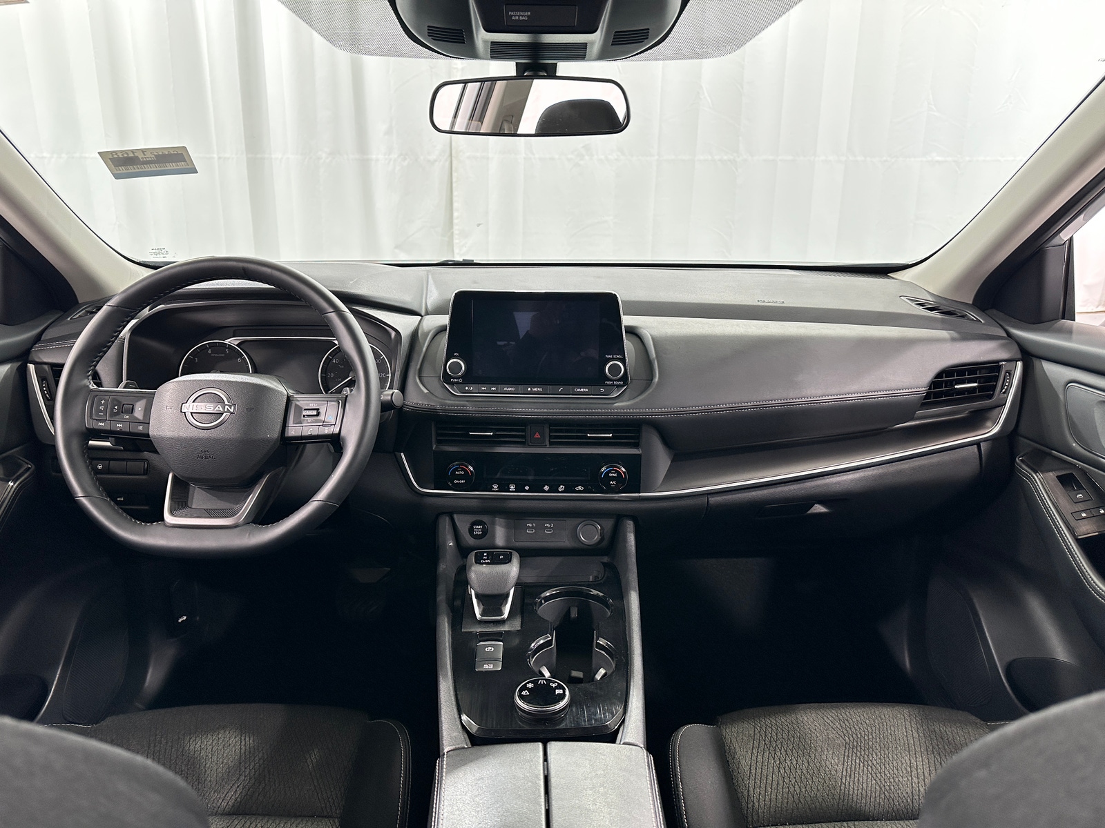 Thumbnail: 2025 Nissan Rogue - 3