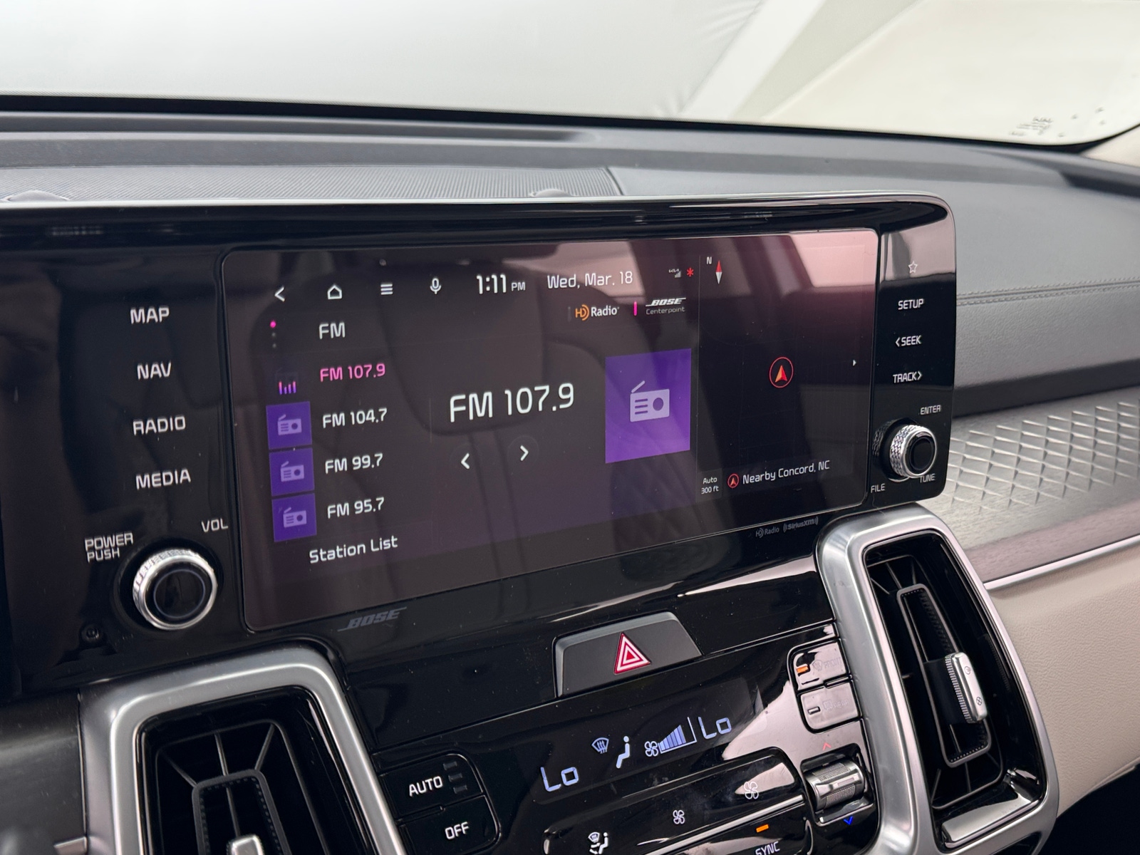 Thumbnail: 2022 Kia Sorento - 3