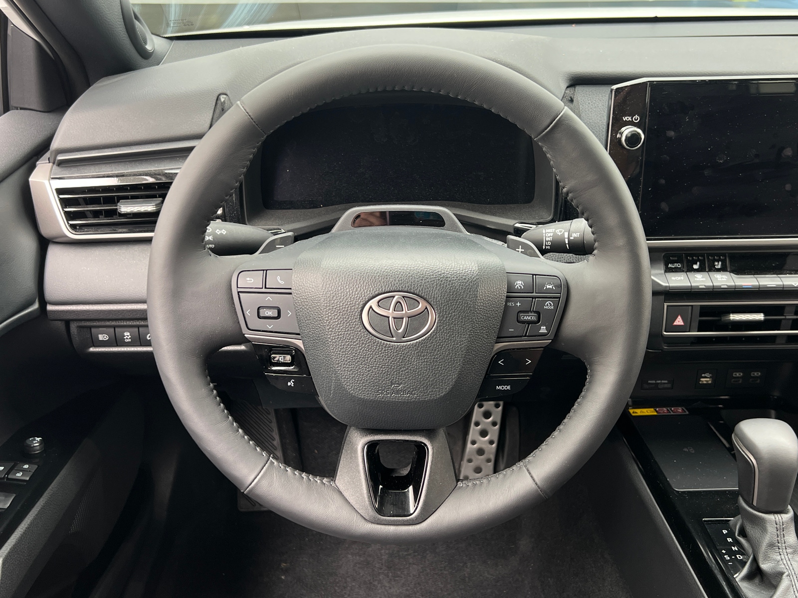 Thumbnail: 2025 Toyota Camry - 4