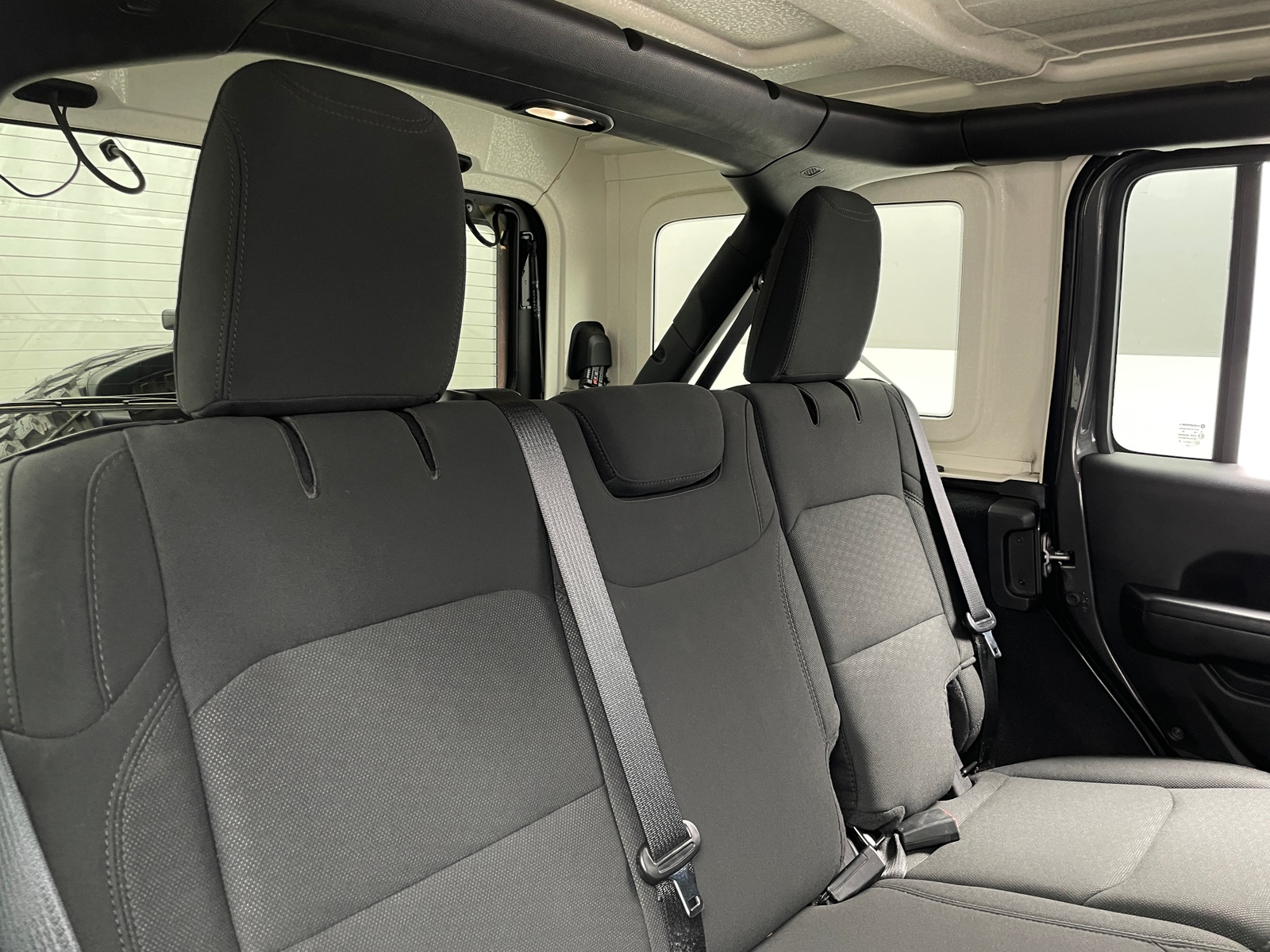 Thumbnail: 2020 Jeep Wrangler - 6