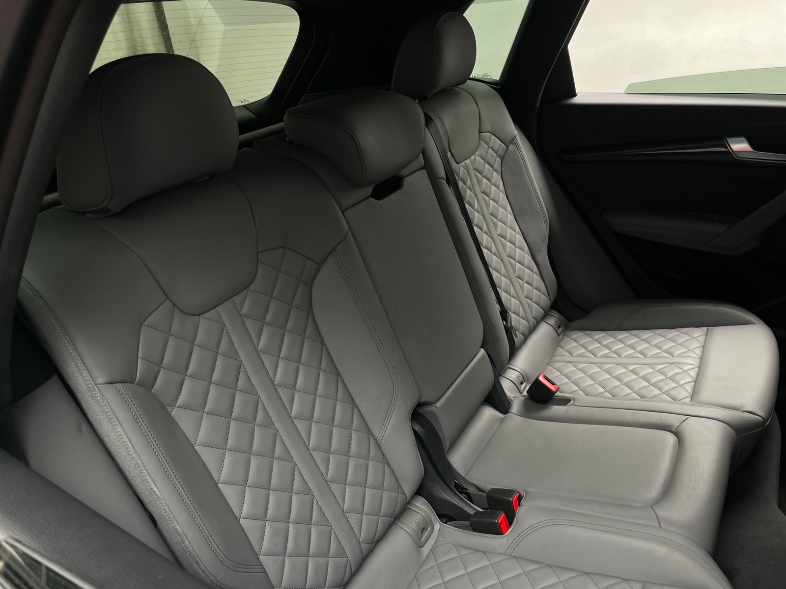 Thumbnail: 2025 Audi SQ5 - 5