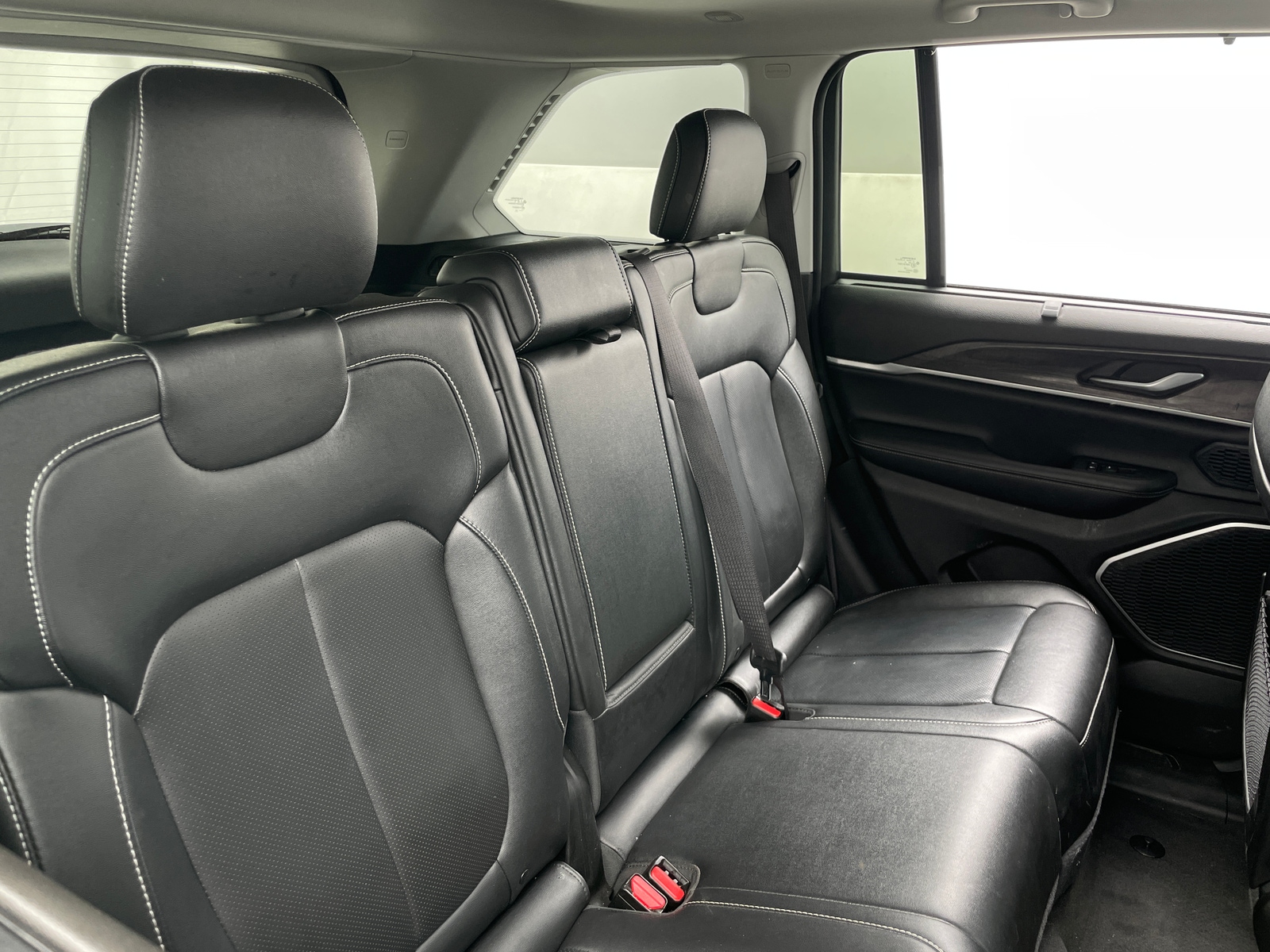 Thumbnail: 2023 Jeep Grand Cherokee - 5