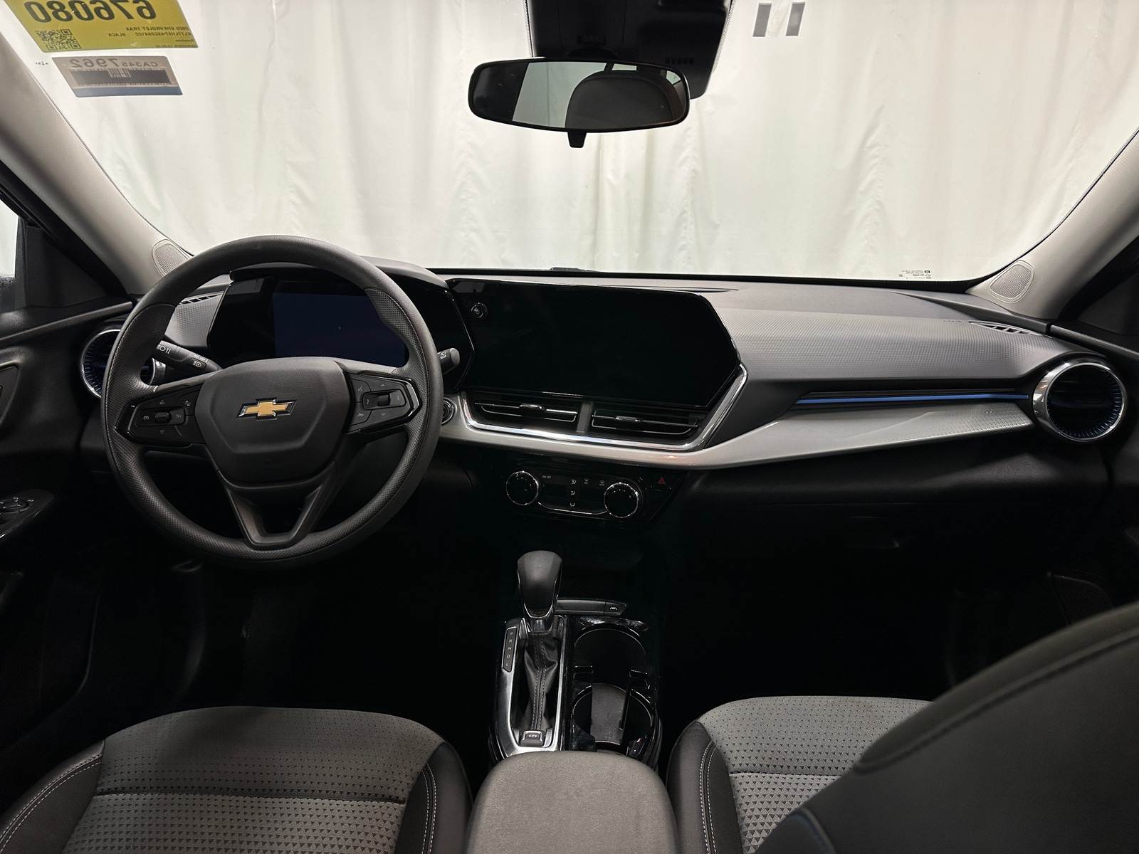 Thumbnail: 2025 Chevrolet Trax - 3