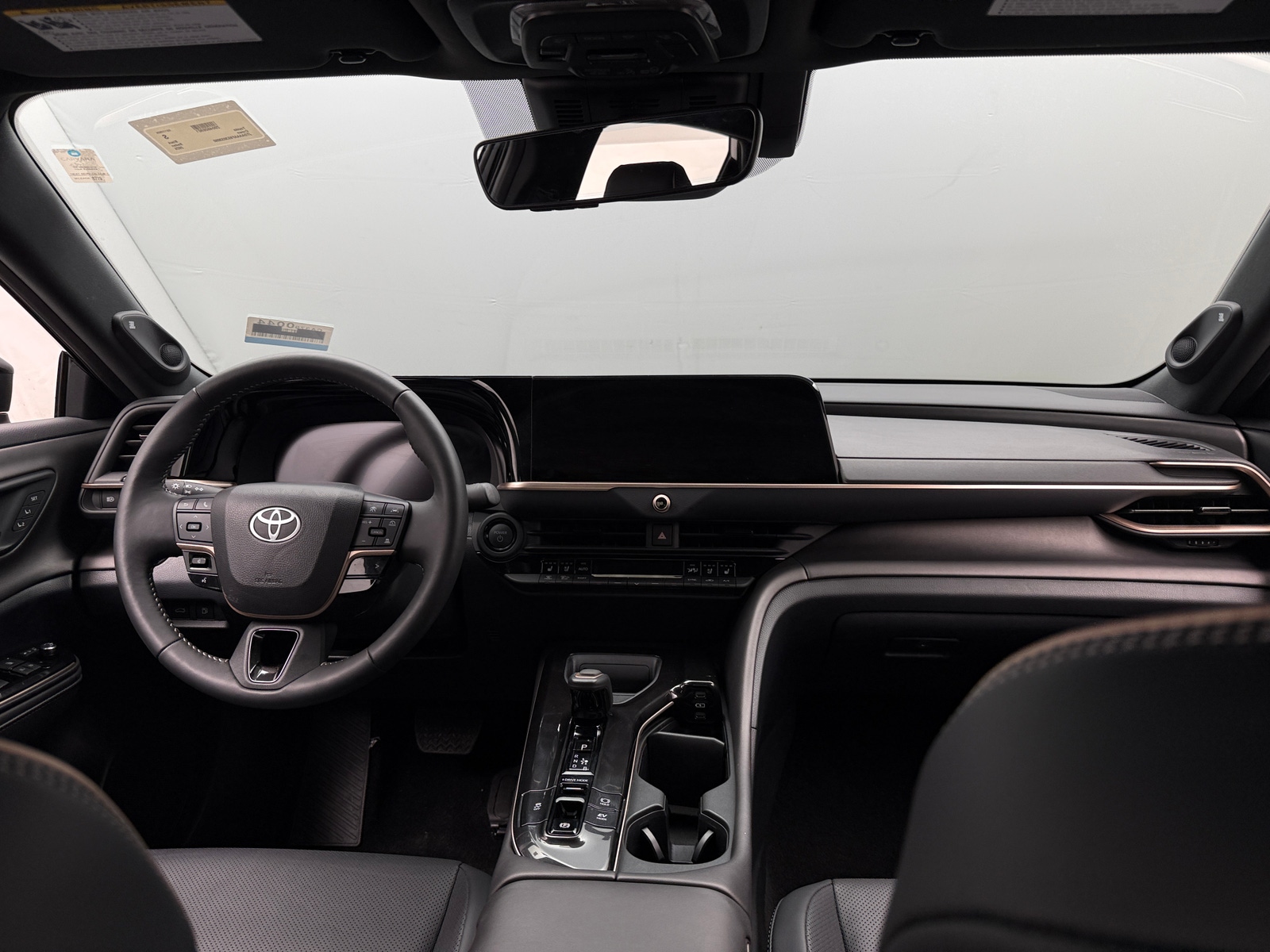 Thumbnail: 2025 Toyota Crown - 2